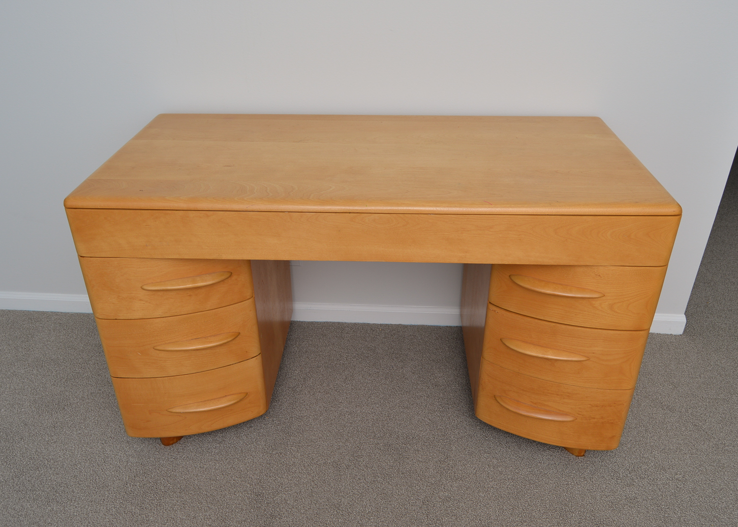 Mid Century Modern Heywood-Wakefield Maple Kneehole Desk