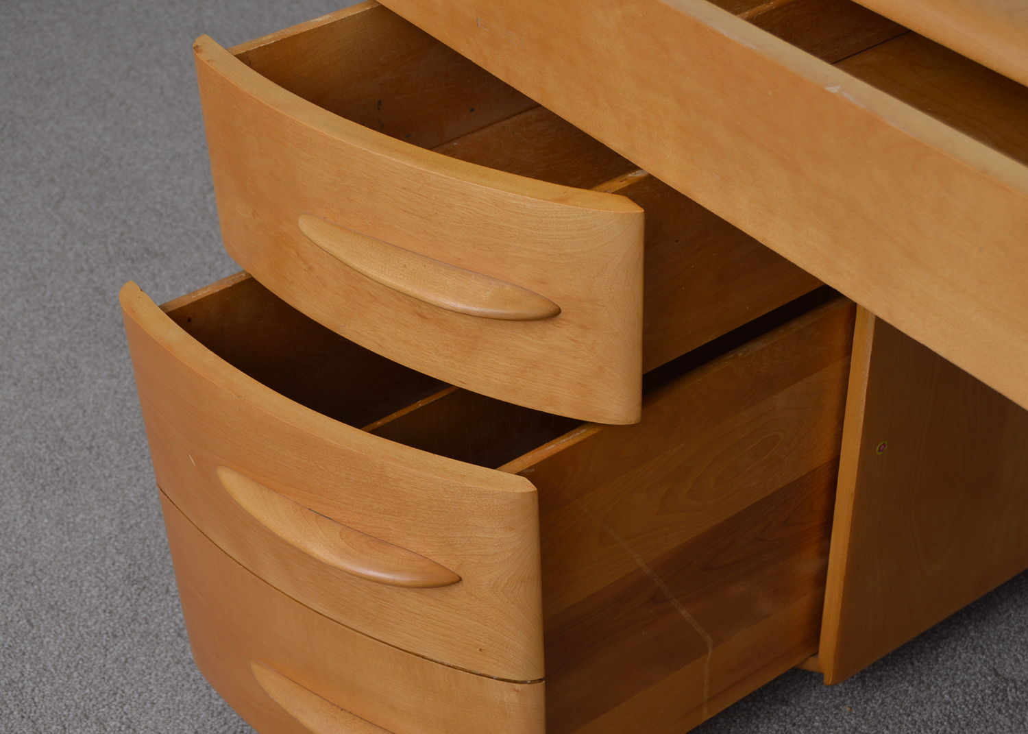 Mid Century Modern Heywood-Wakefield Maple Kneehole Desk