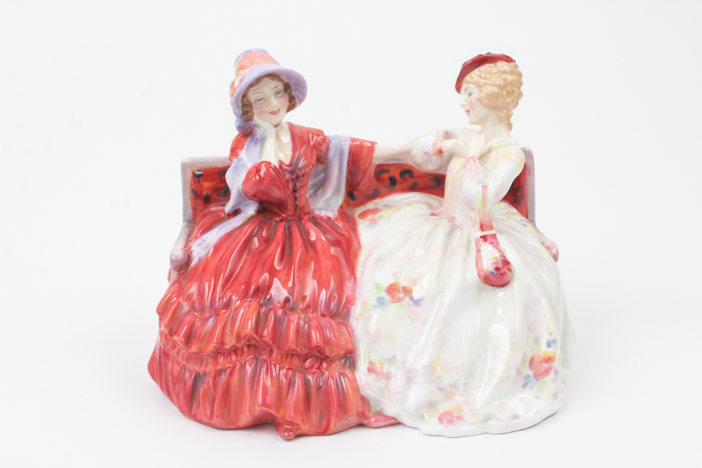 Royal Doulton Porcelain Figurine "The Gossips"