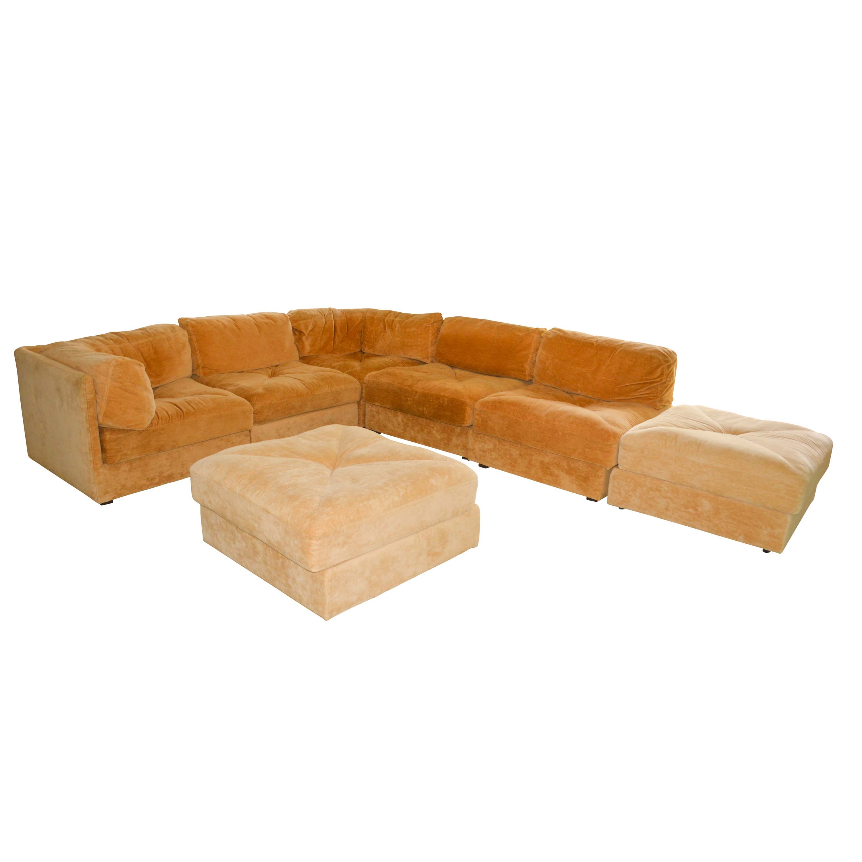 Selig of Monroe Modular Sectional with Two Ottomans