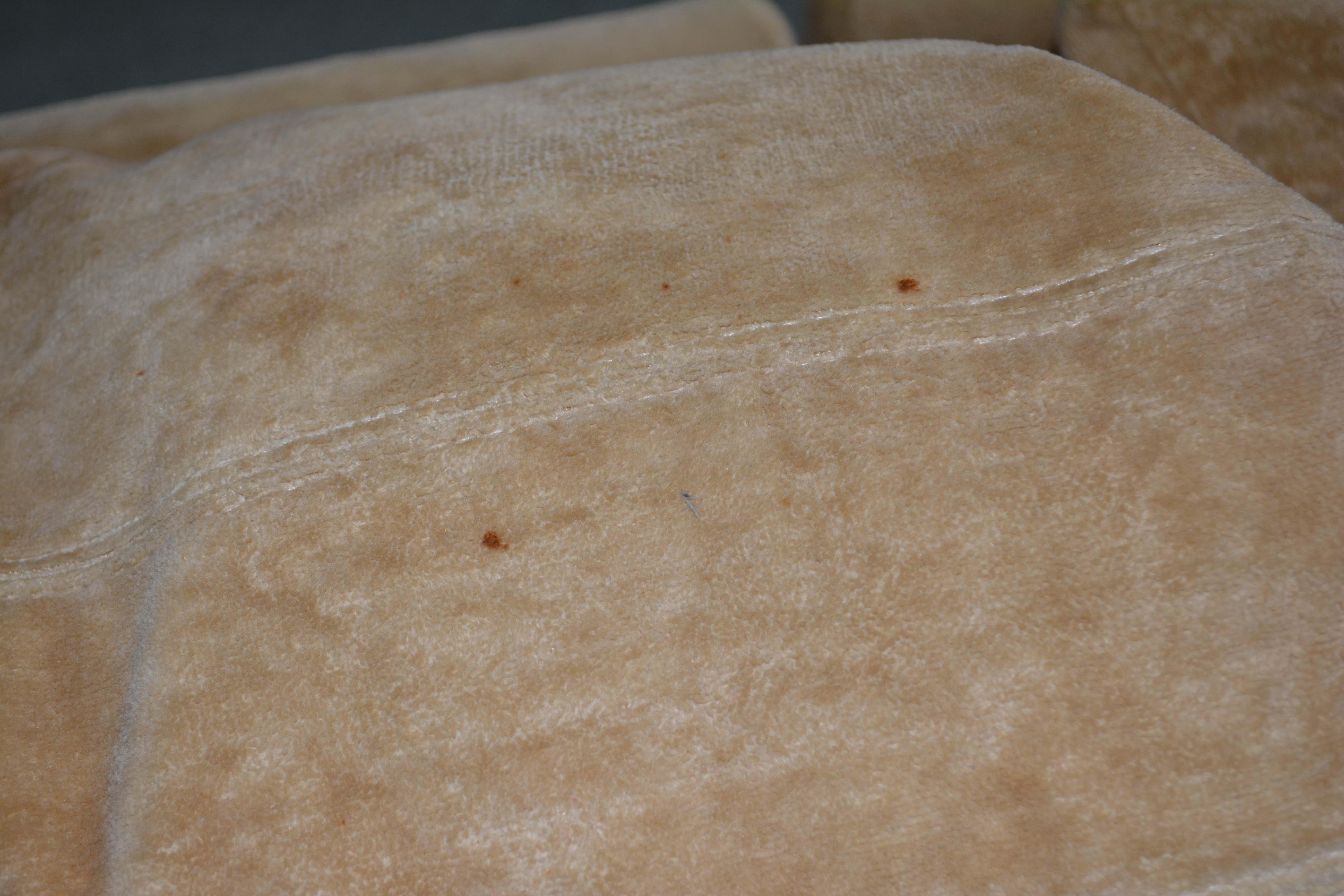 Selig of Monroe Modular Sectional with Two Ottomans