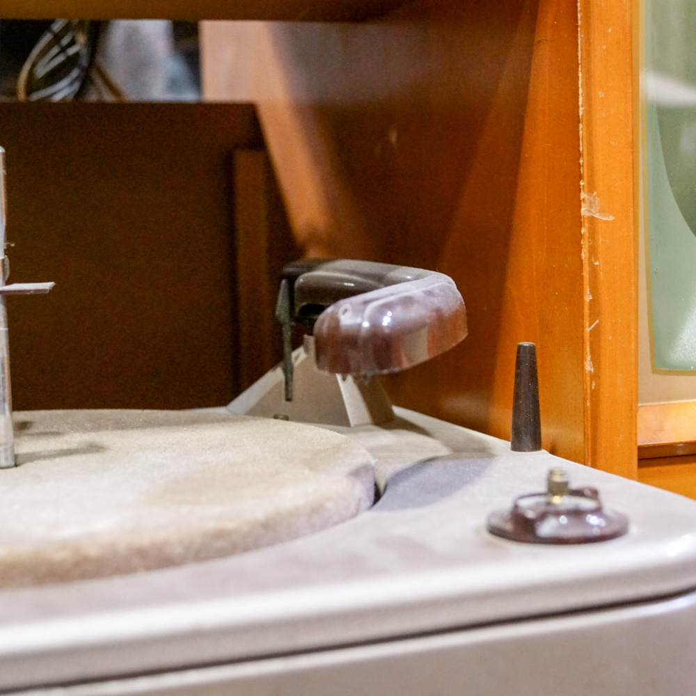 Vintage Crosley Television, Turntable and Radio in Cabinet