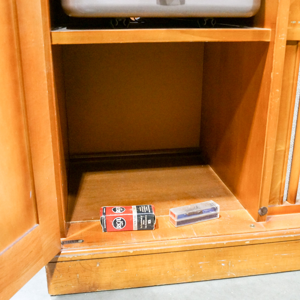 Vintage Crosley Television, Turntable and Radio in Cabinet