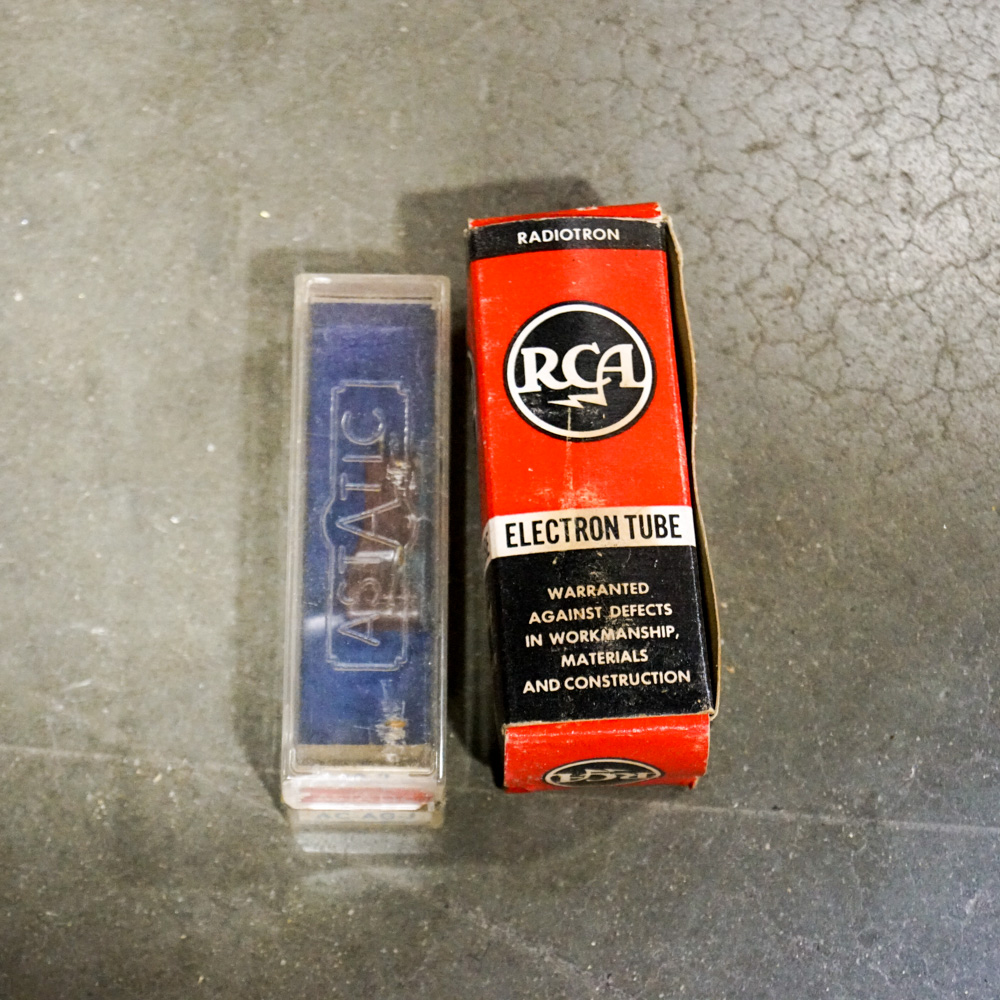 Vintage Crosley Television, Turntable and Radio in Cabinet