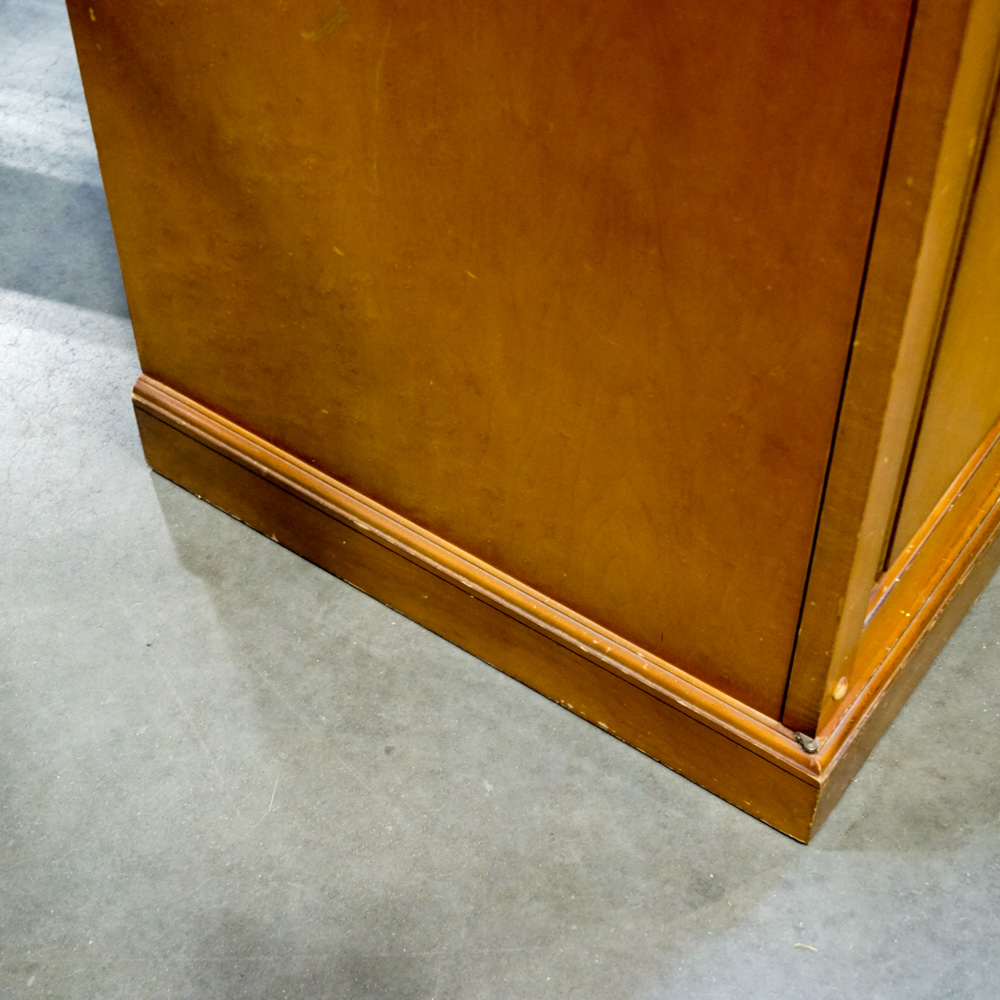 Vintage Crosley Television, Turntable and Radio in Cabinet