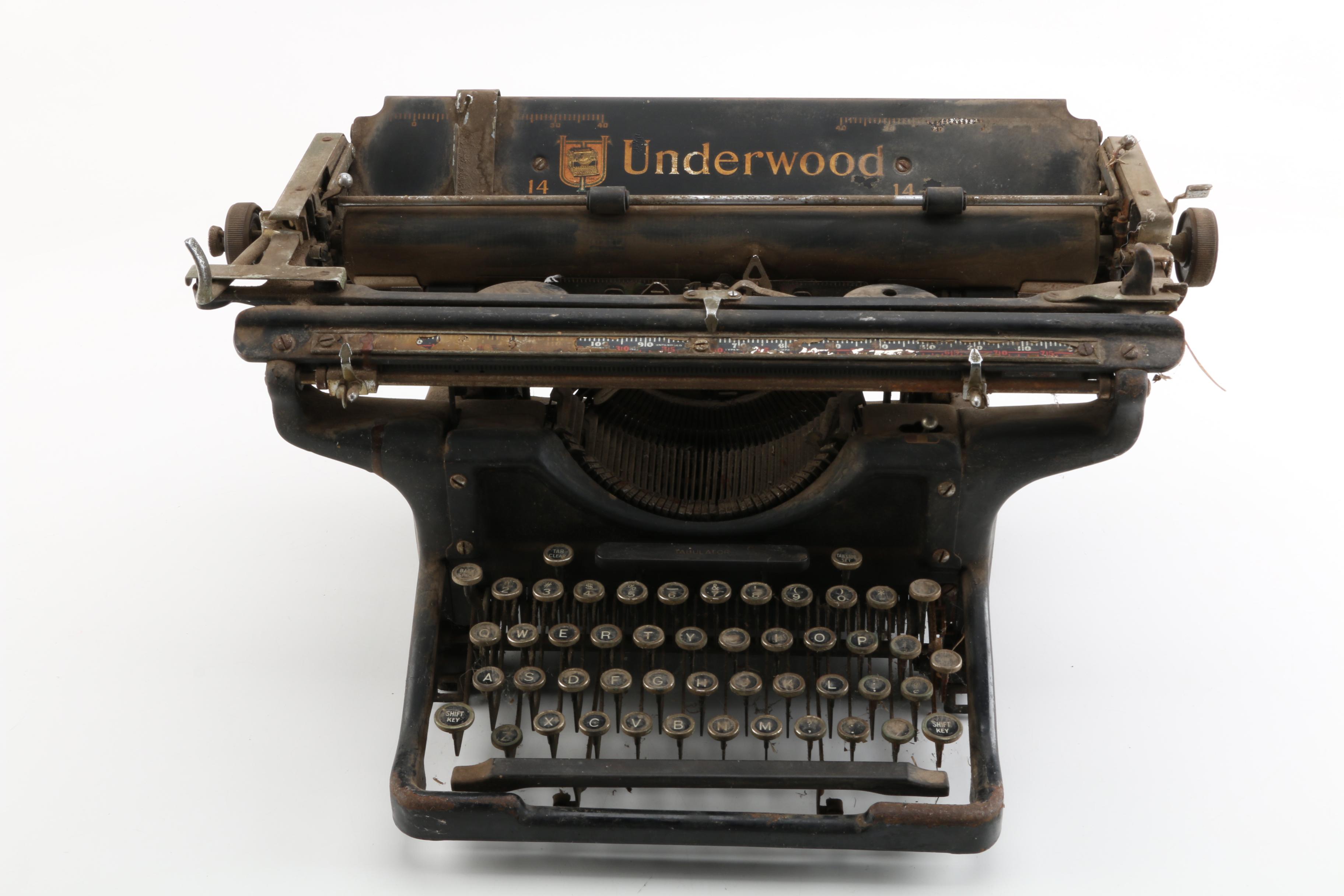 Vintage Underwood 14 Typewriter