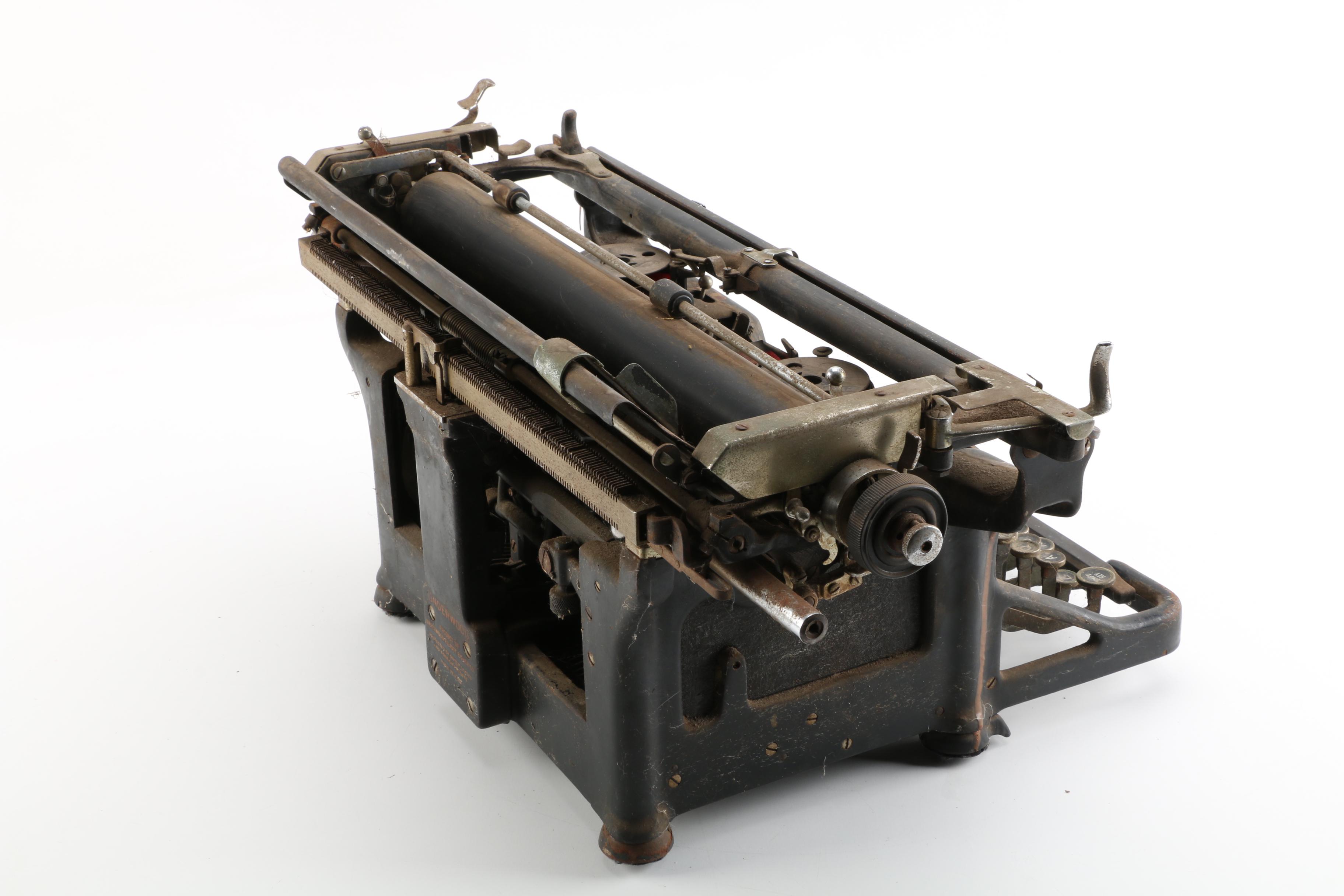 Vintage Underwood 14 Typewriter