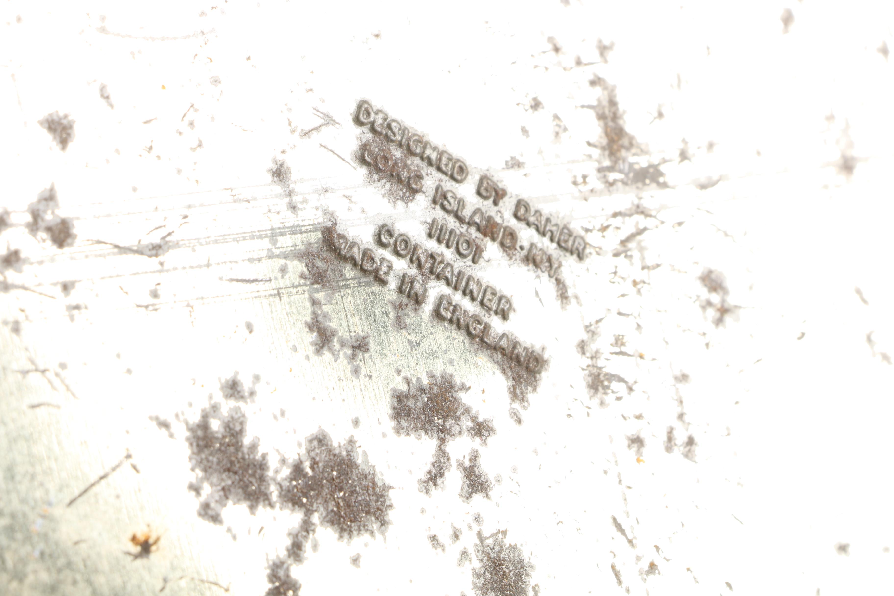 Damer, Gold Medal Flour and Musical Christmas Tins