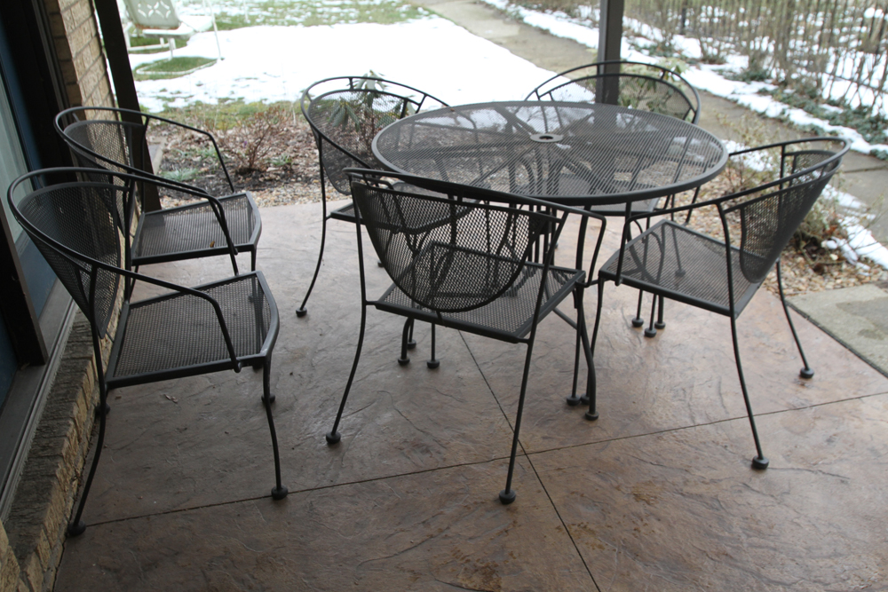 Metal Patio Table and Chairs