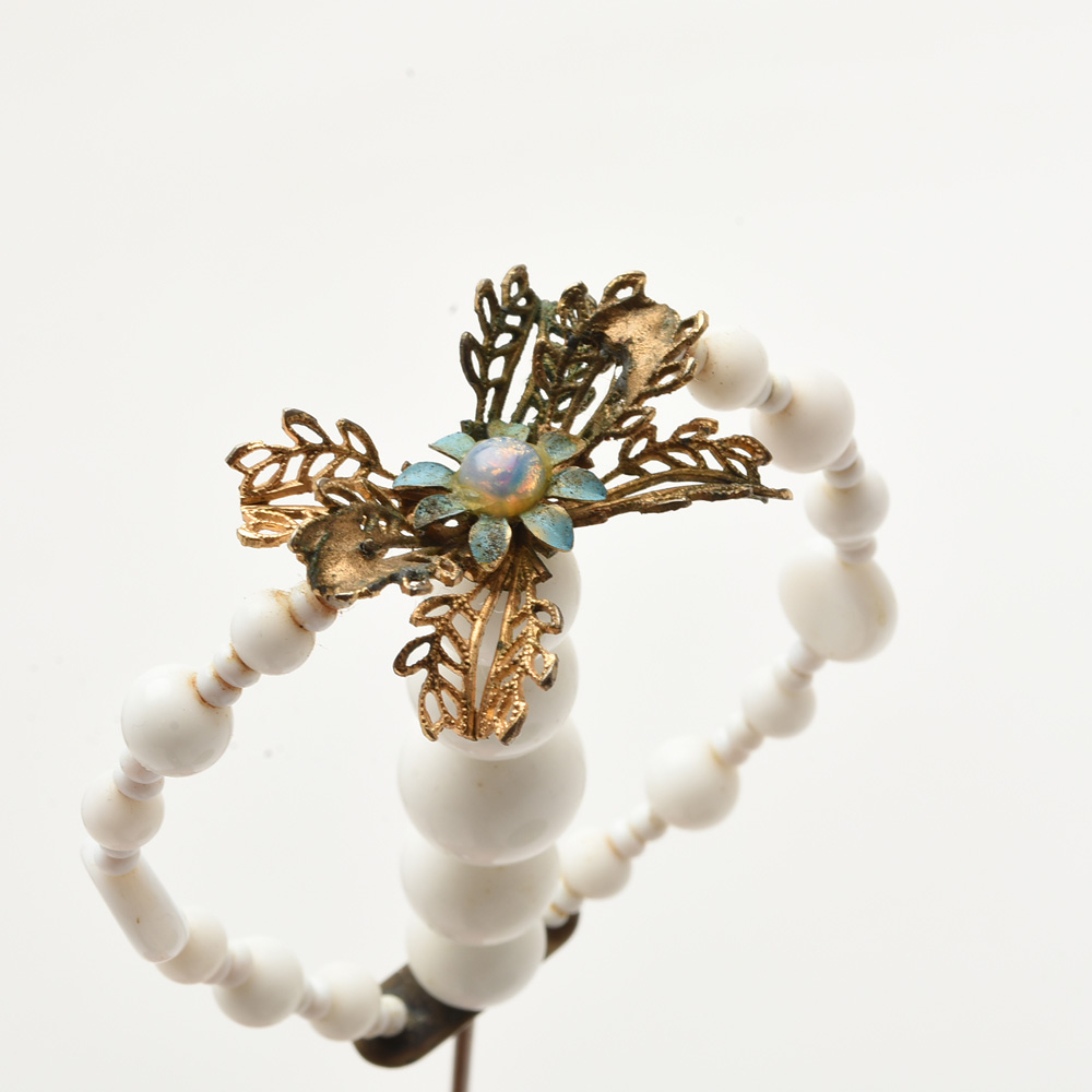 Vintage Northwood Carnival Glass "Grape and Cable" Hatpin Holder and Pins