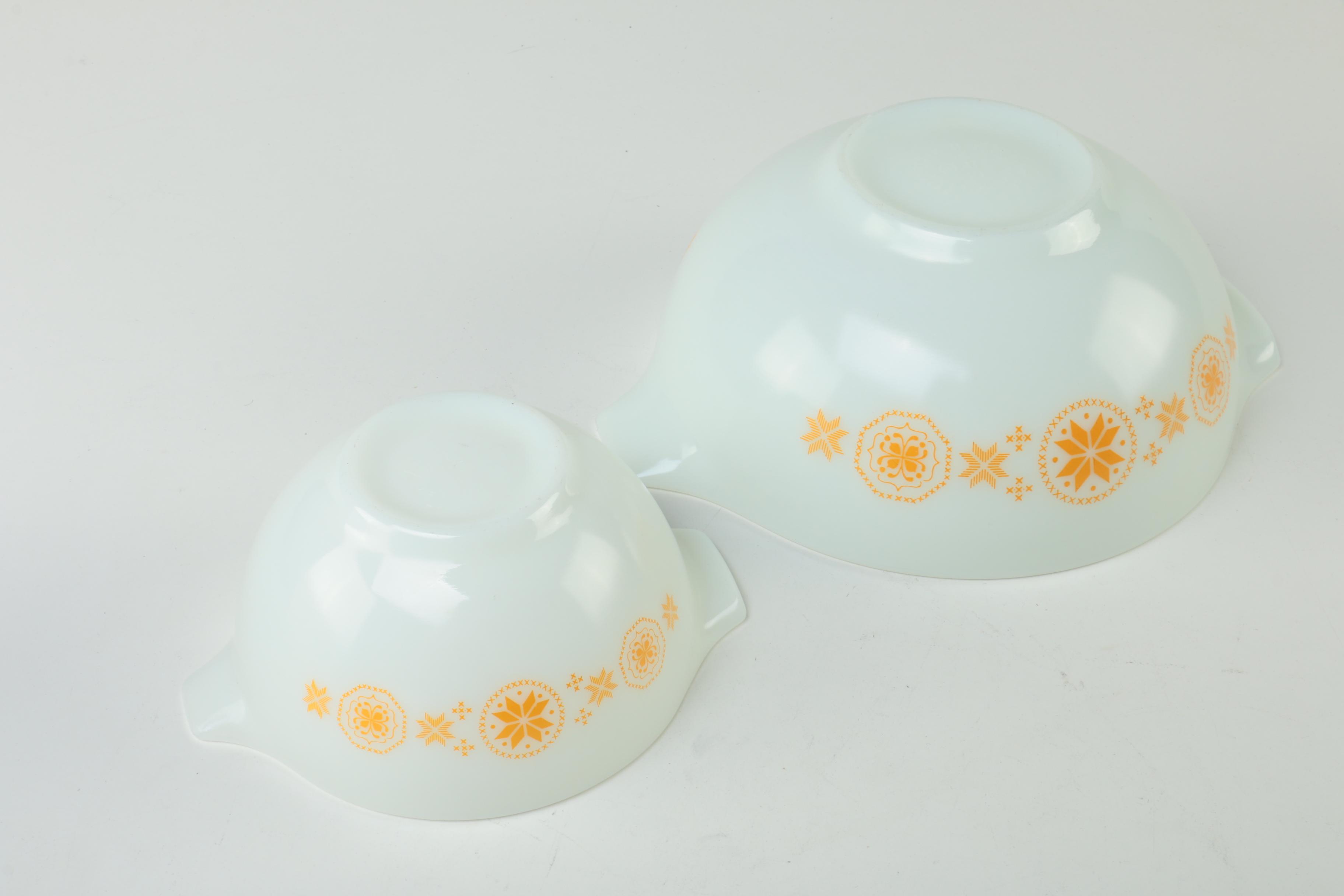 Vintage Pyrex "Town and Country" Casserole Dishes and Mixing Bowls 1963-67