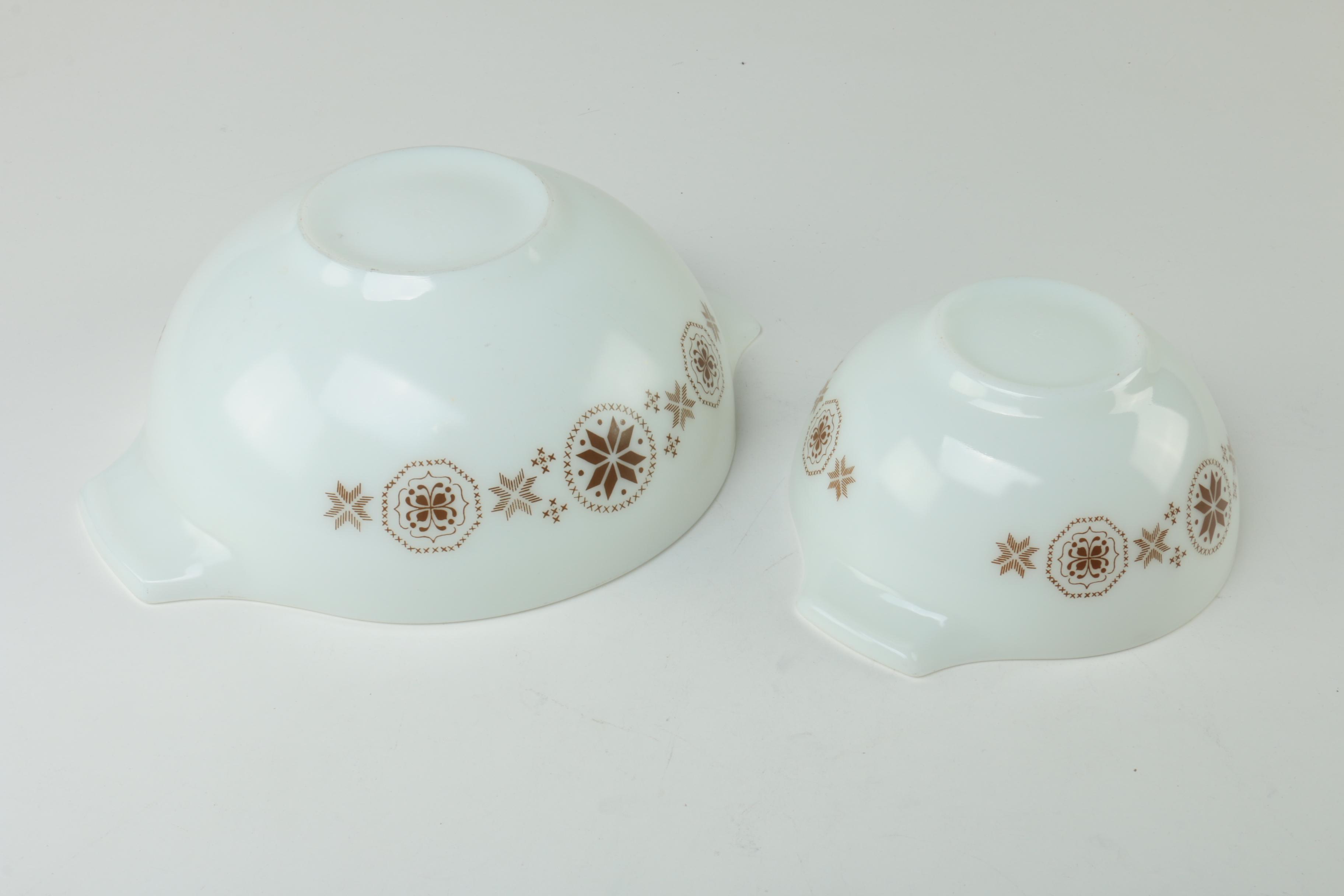 Vintage Pyrex "Town and Country" Casserole Dishes and Mixing Bowls 1963-67