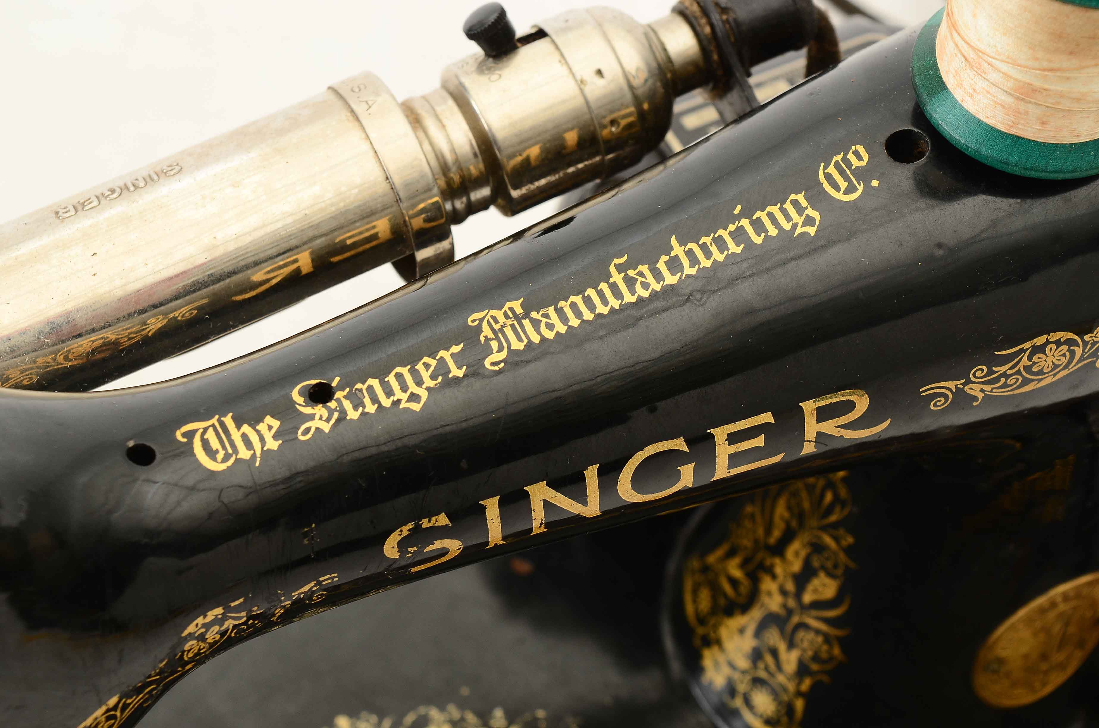 Vintage Singer No. 99 Portable Electric Sewing Machine