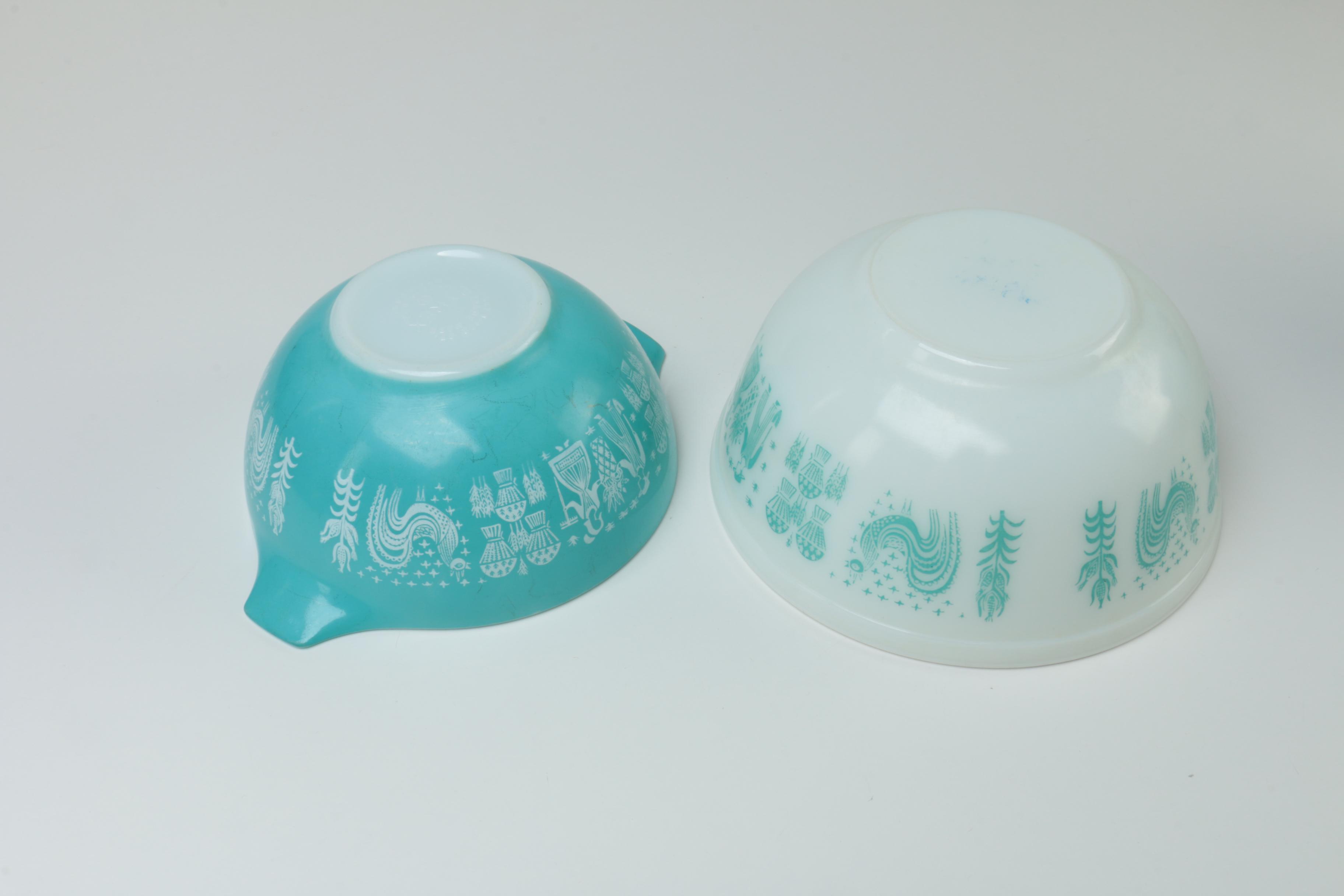 Vintage Pyrex "Butterprint" Turquoise Mixing Bowls and Casserole Dishes 1957-68