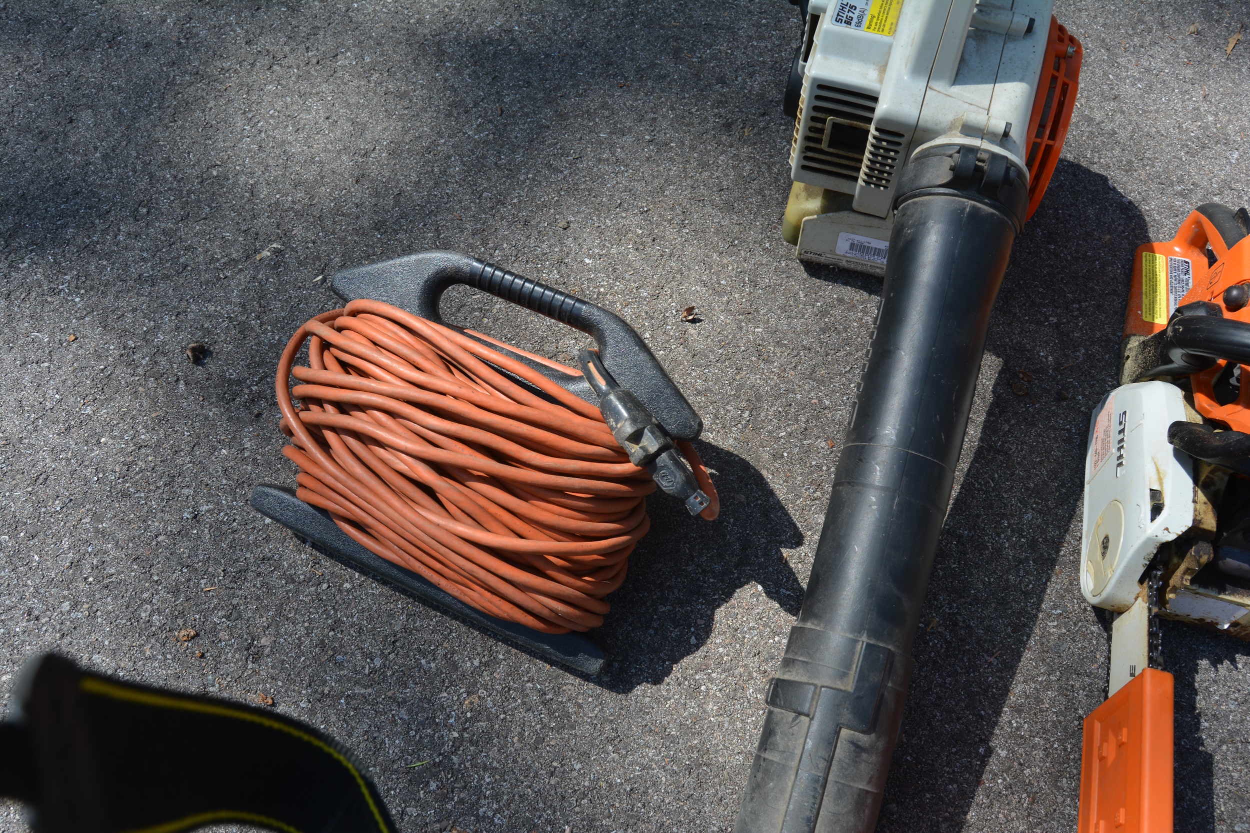 Stihl BG 75 Chainsaw and Electric Blower