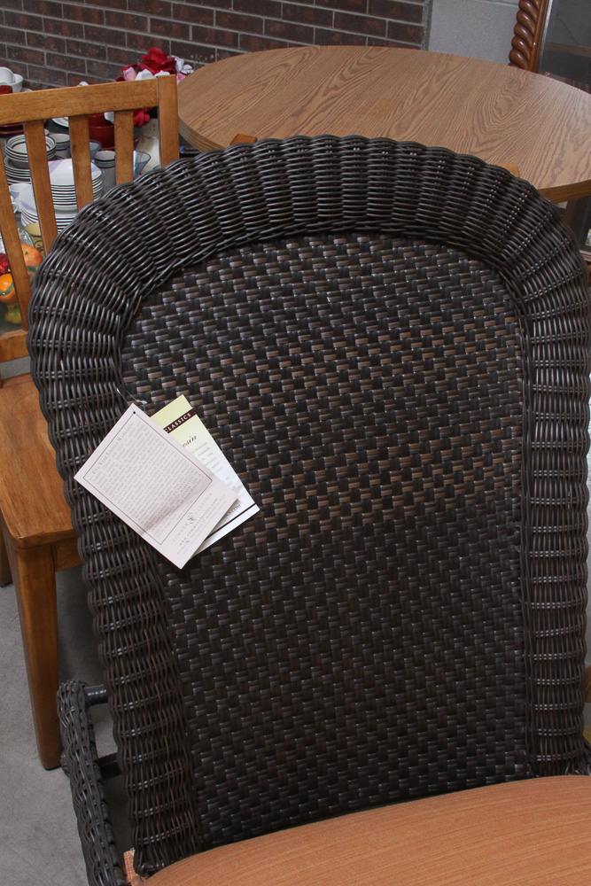 Summer Classics Wicker Patio Chaise Lounge with Lloyd Flanders Side Table