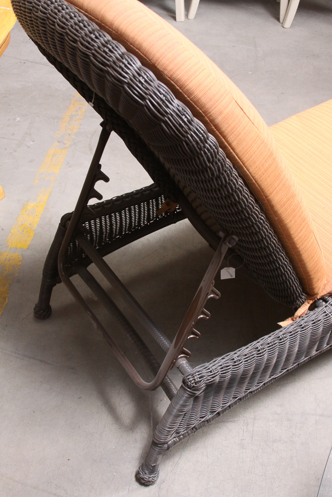 Summer Classics Wicker Patio Chaise Lounge with Lloyd Flanders Side Table