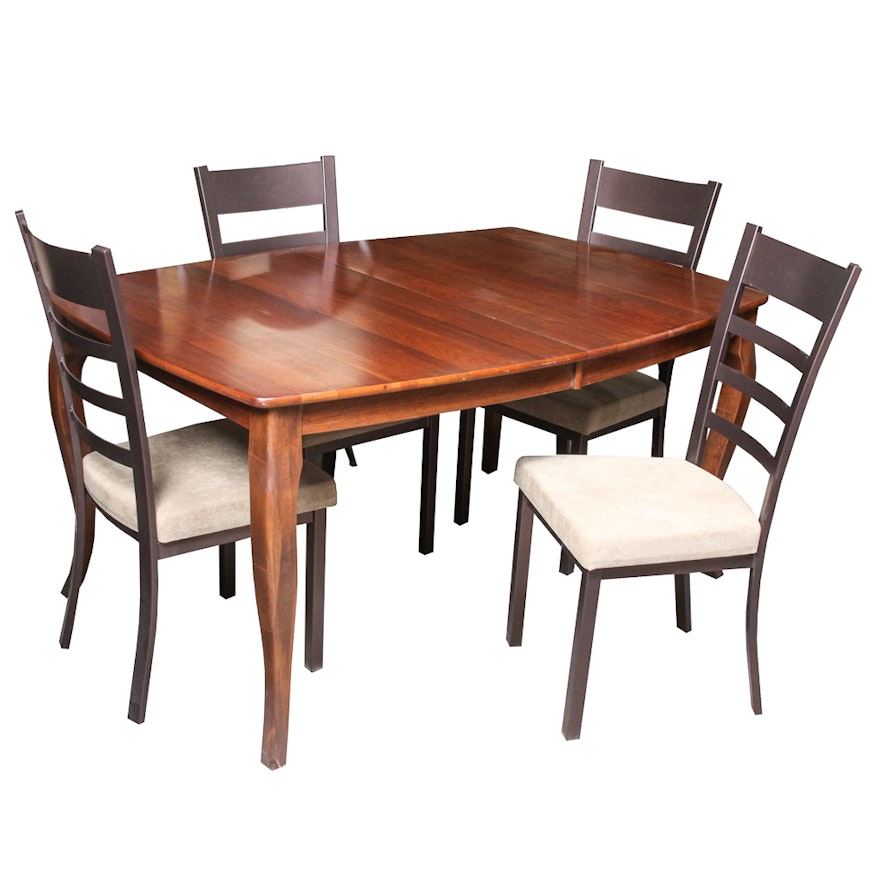 Dining Table with Side Chairs by Richardson Brothers Company