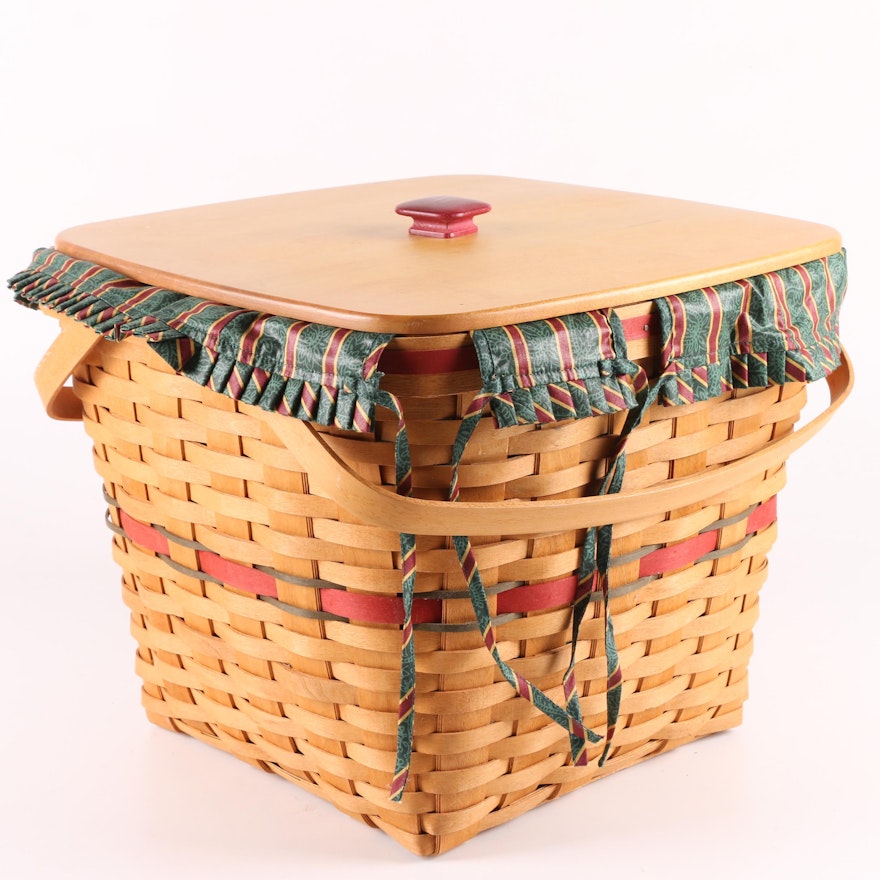 Longaberger Handled Picnic Basket with Wood Lid and Liners