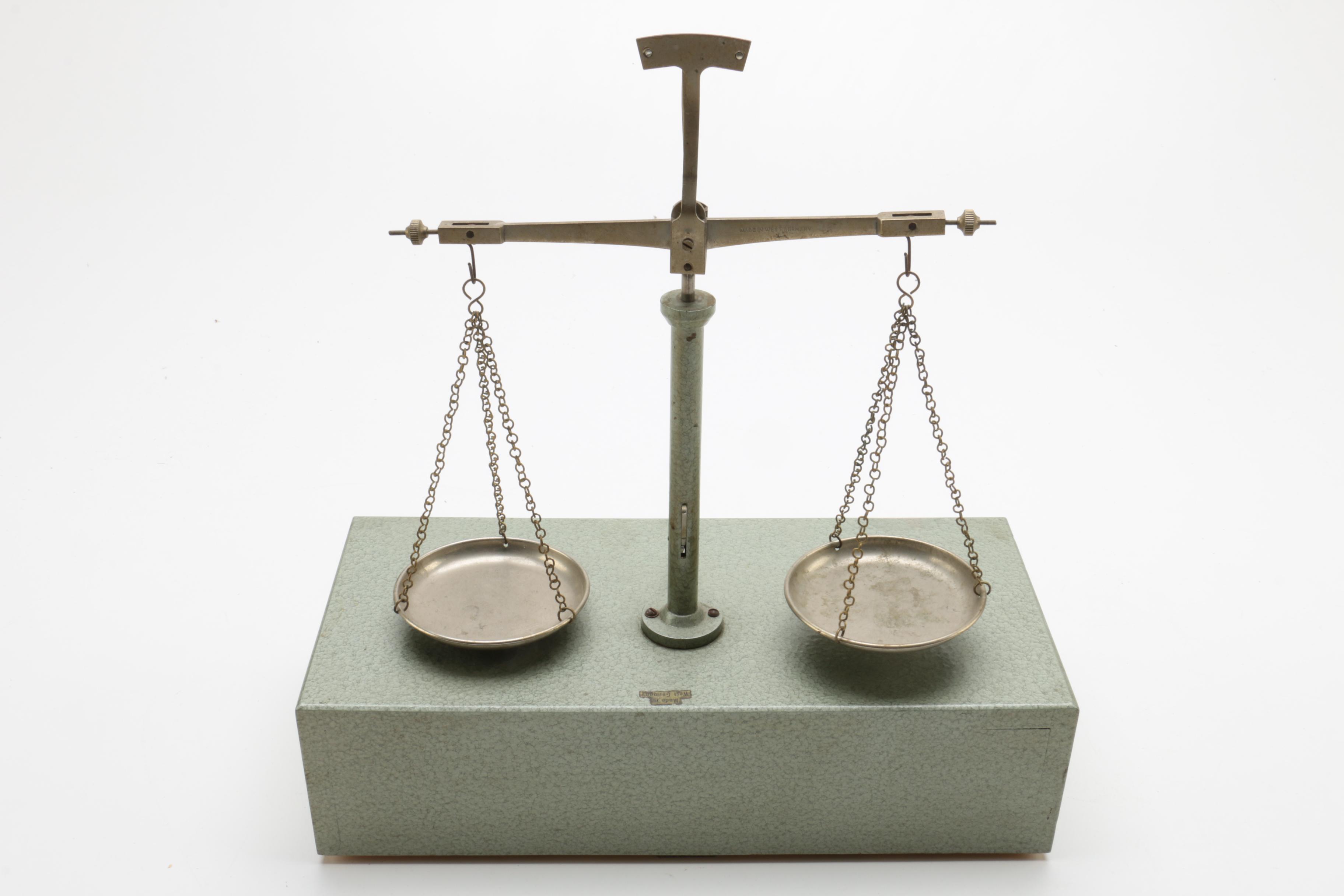 Equal Arm Balance Scale