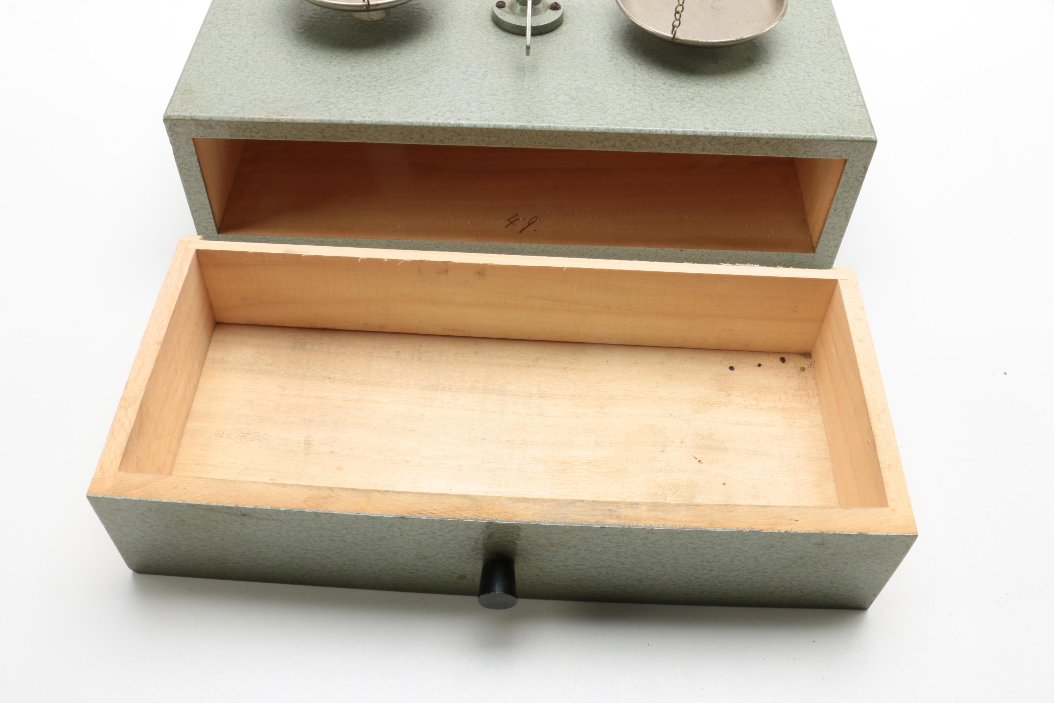 Equal Arm Balance Scale