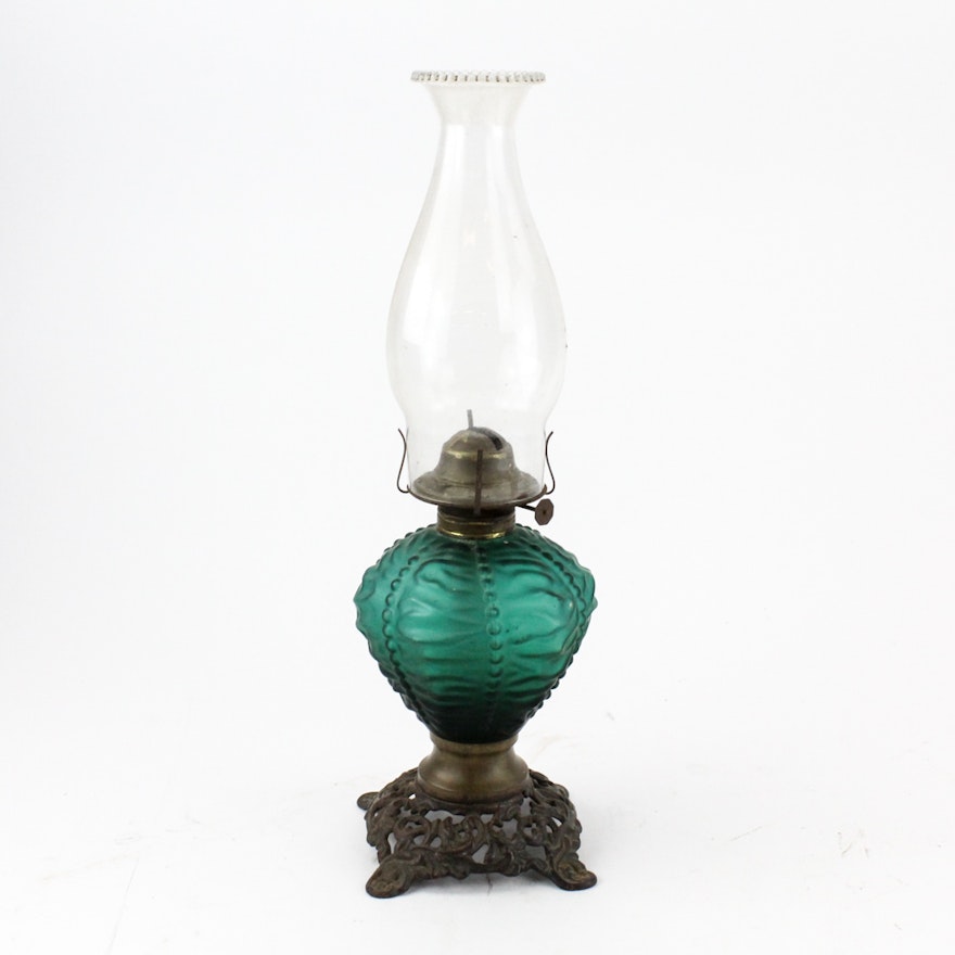 Eagle Metal and Glass Oil Lamp