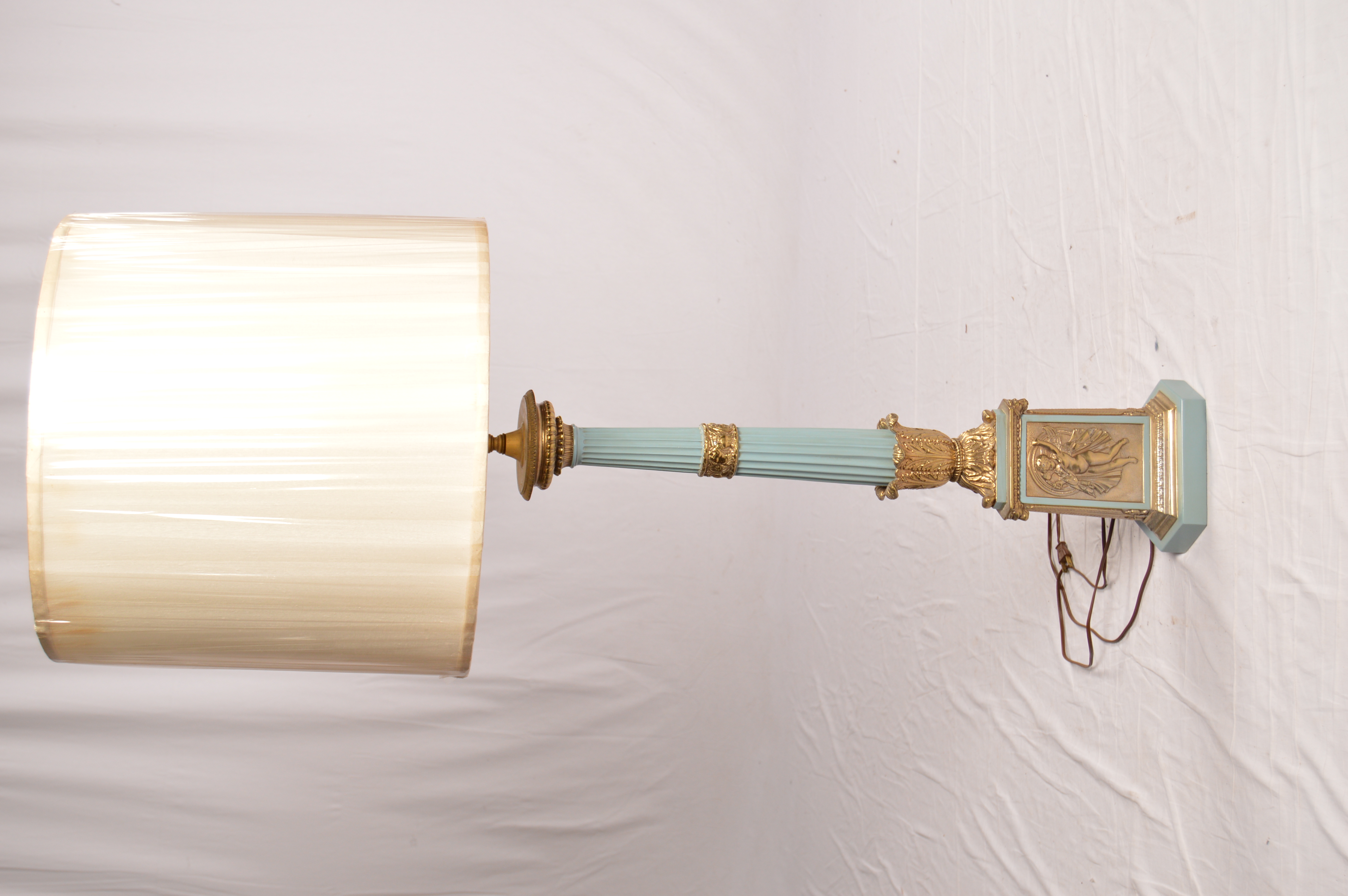 Vintage Warren Kessler Neoclassical Revival Style Table Lamp