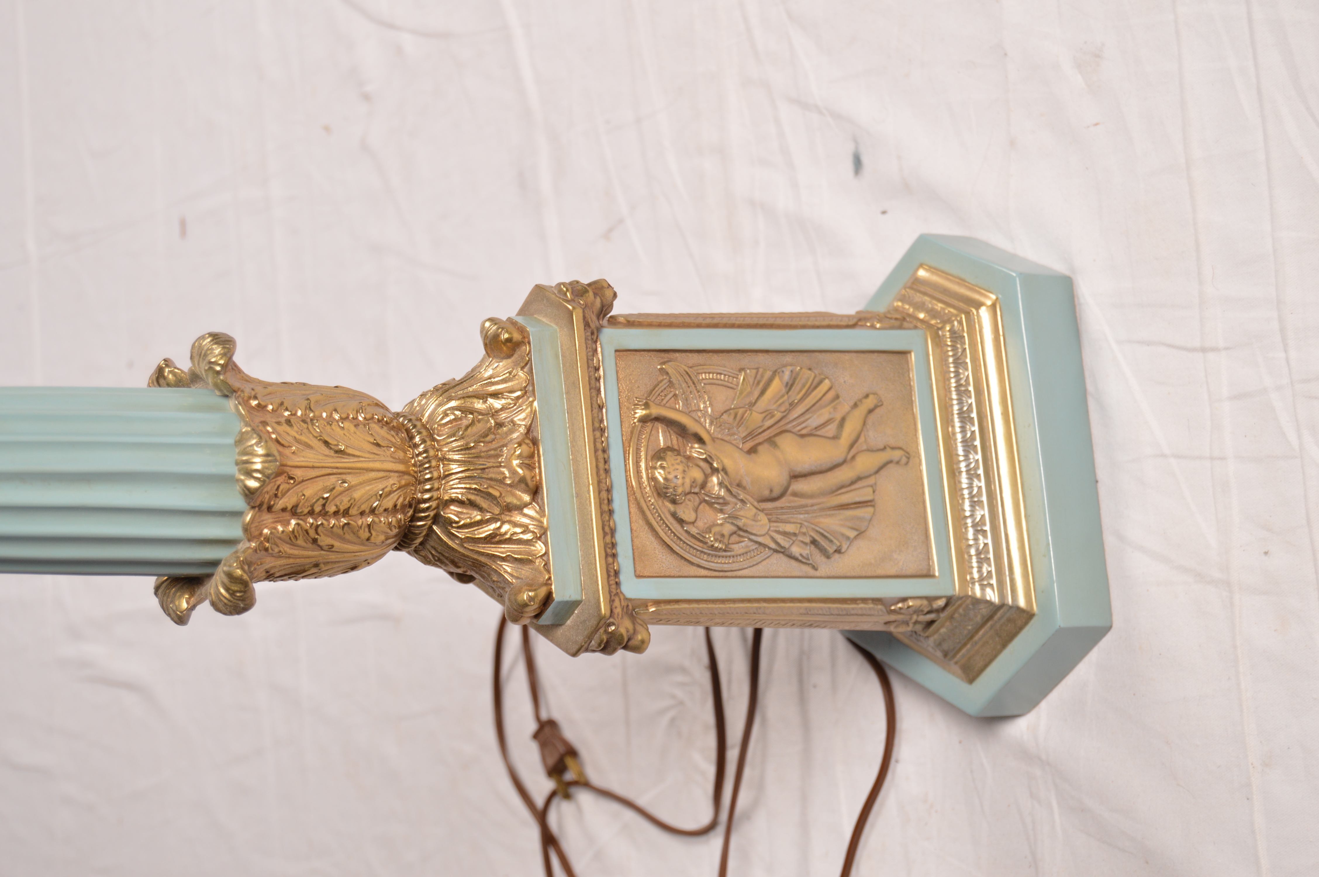 Vintage Warren Kessler Neoclassical Revival Style Table Lamp
