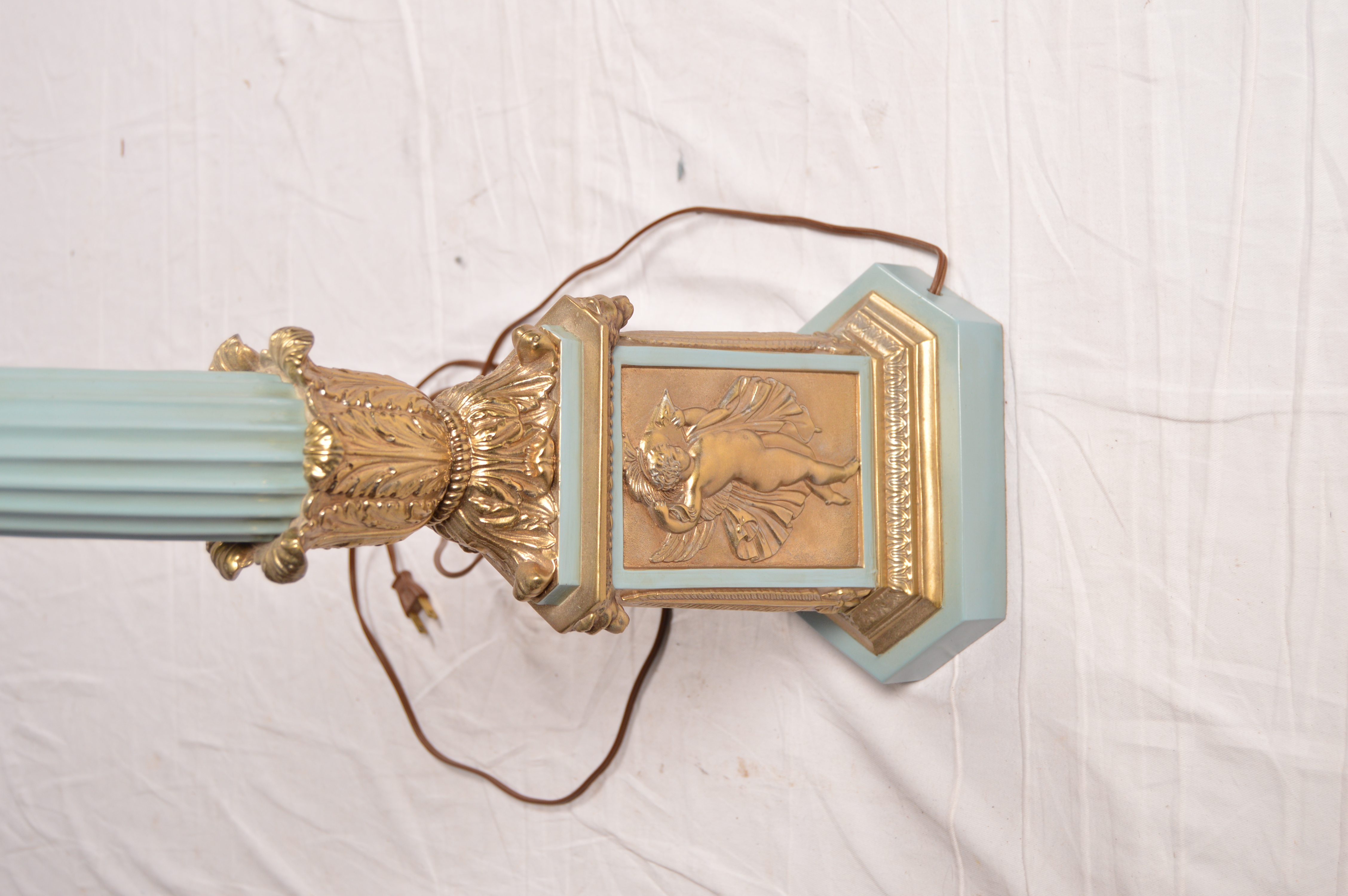 Vintage Warren Kessler Neoclassical Revival Style Table Lamp