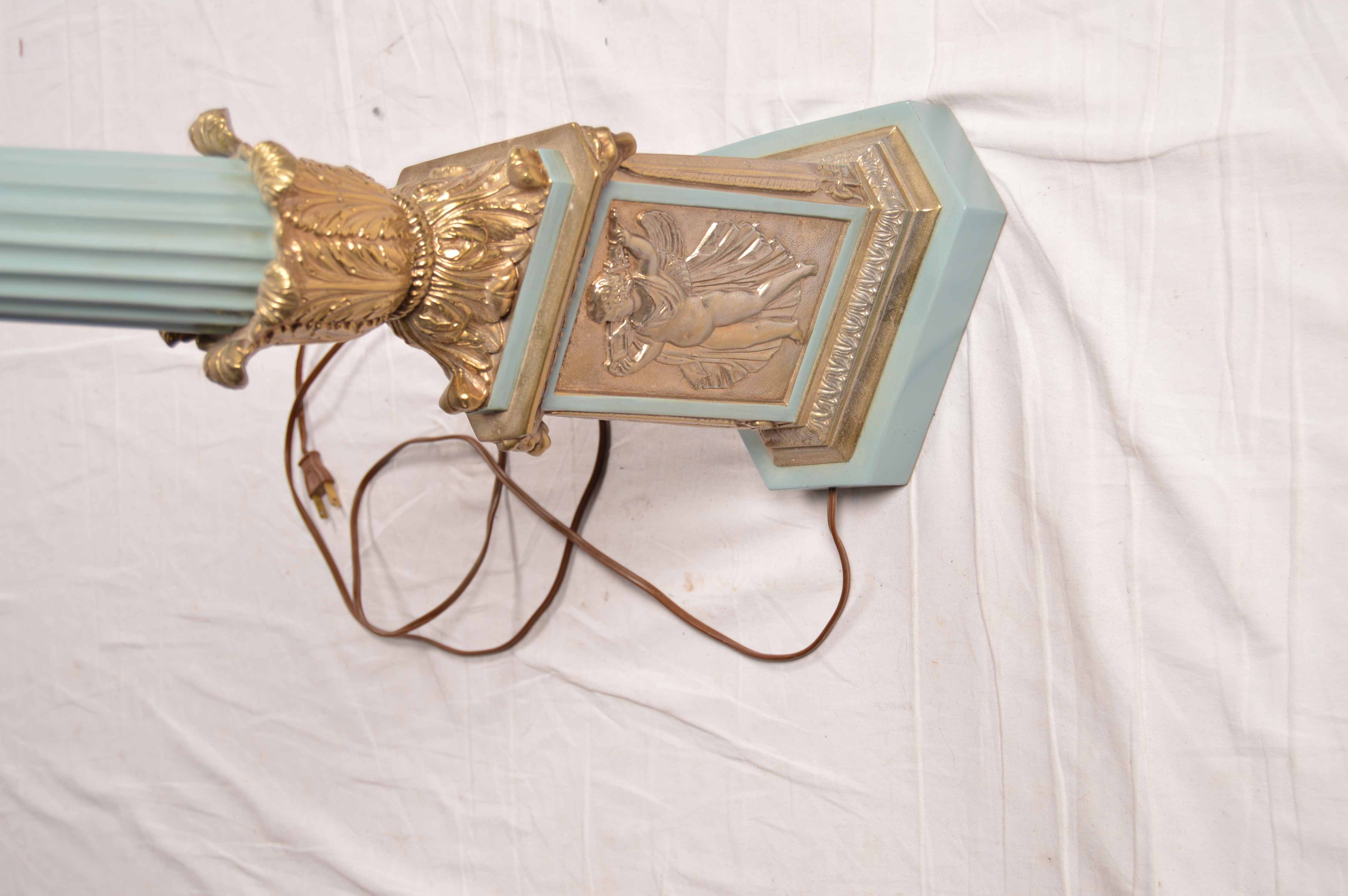 Vintage Warren Kessler Neoclassical Revival Style Table Lamp