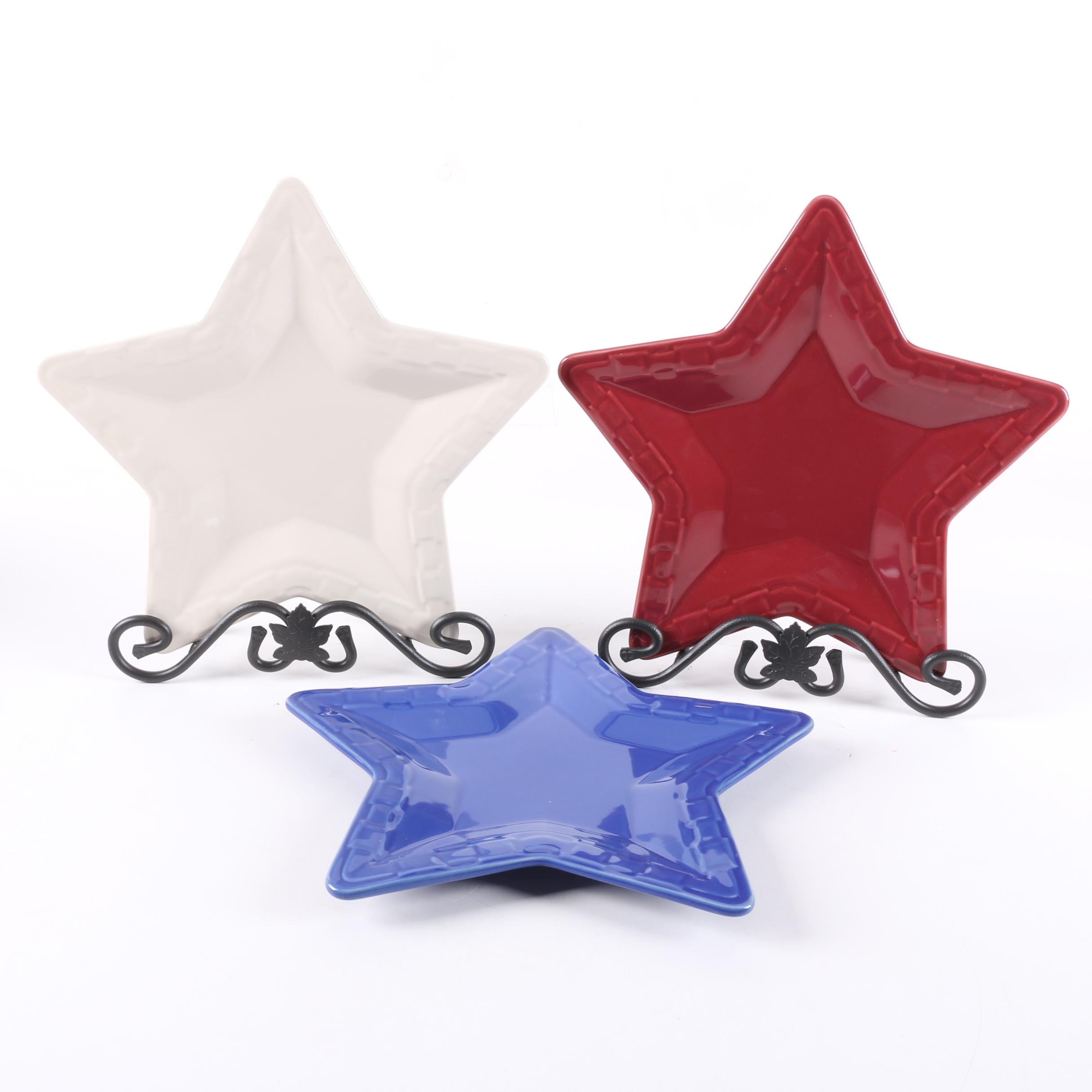 Longaberger "Woven Traditions" Red White and Blue Star Plates with Iron Hangers