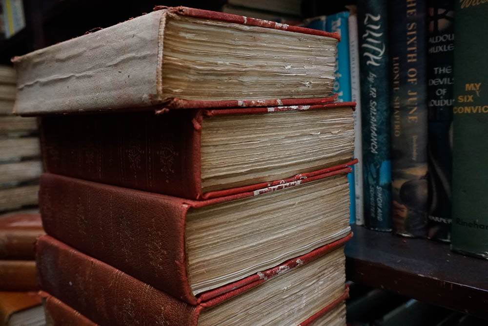 Books Including "The History of the Decline and Fall of the Roman Empire"