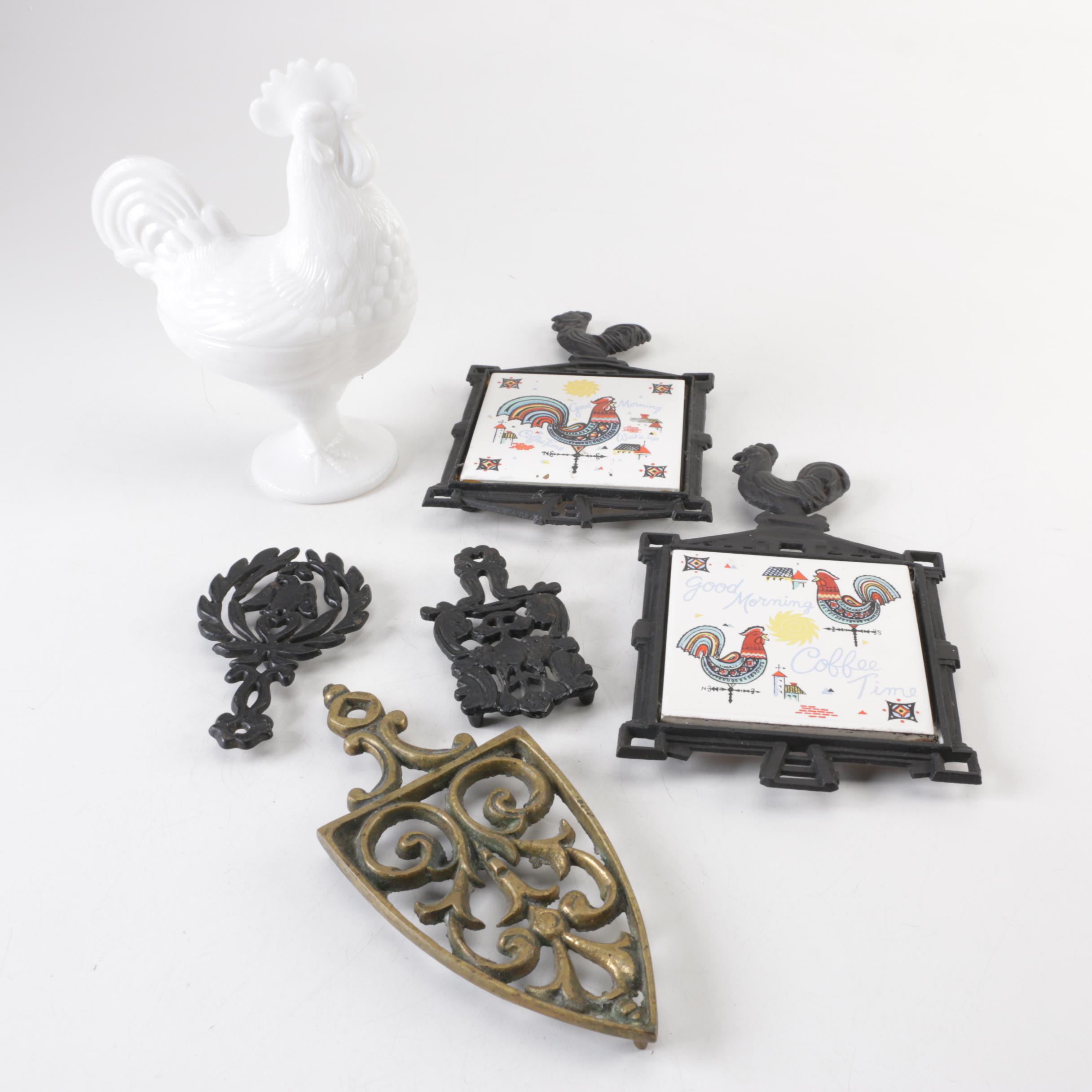 Vintage Westmoreland Milk Glass Rooster Candy Dish with Trivets