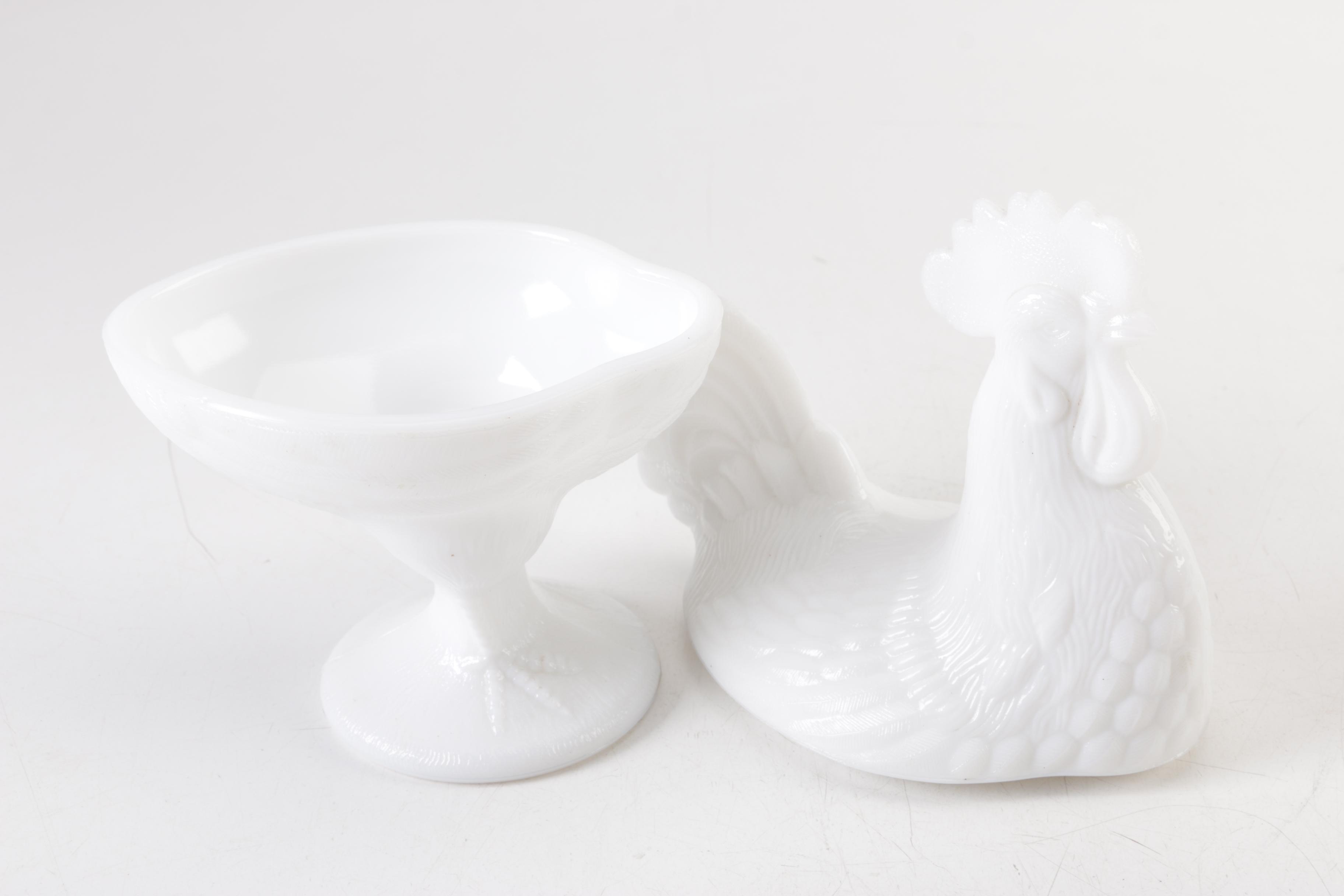 Vintage Westmoreland Milk Glass Rooster Candy Dish with Trivets