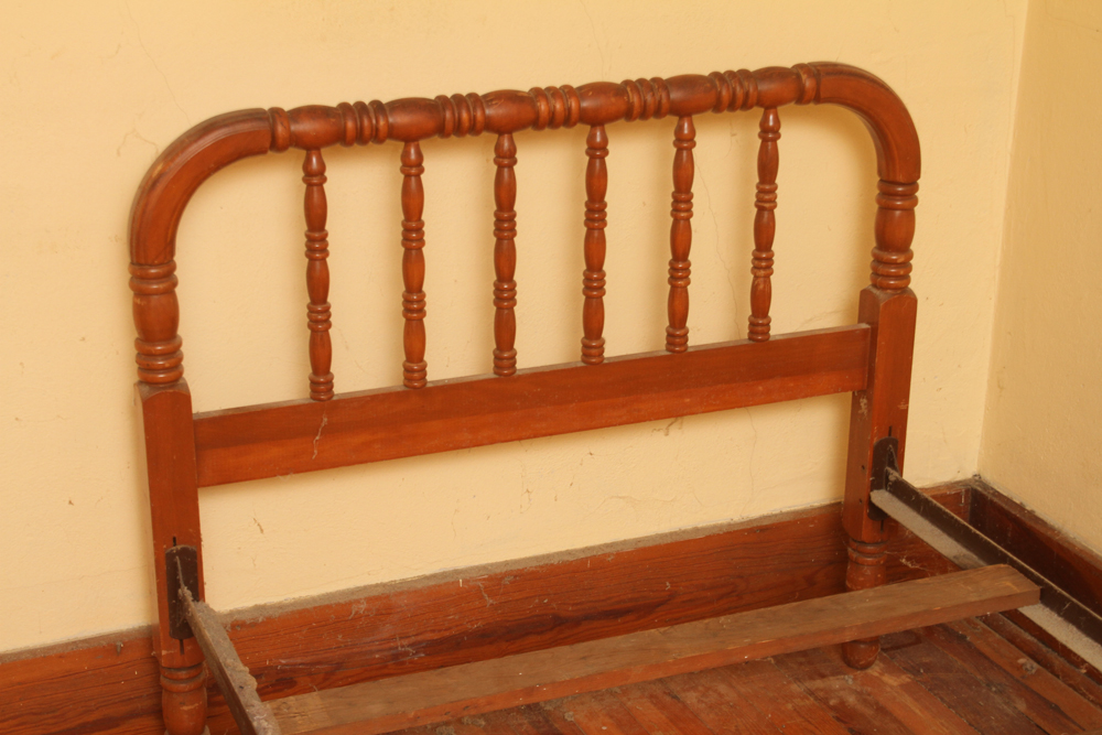Vintage "Jenny Lind" Style Twin Bed Frame