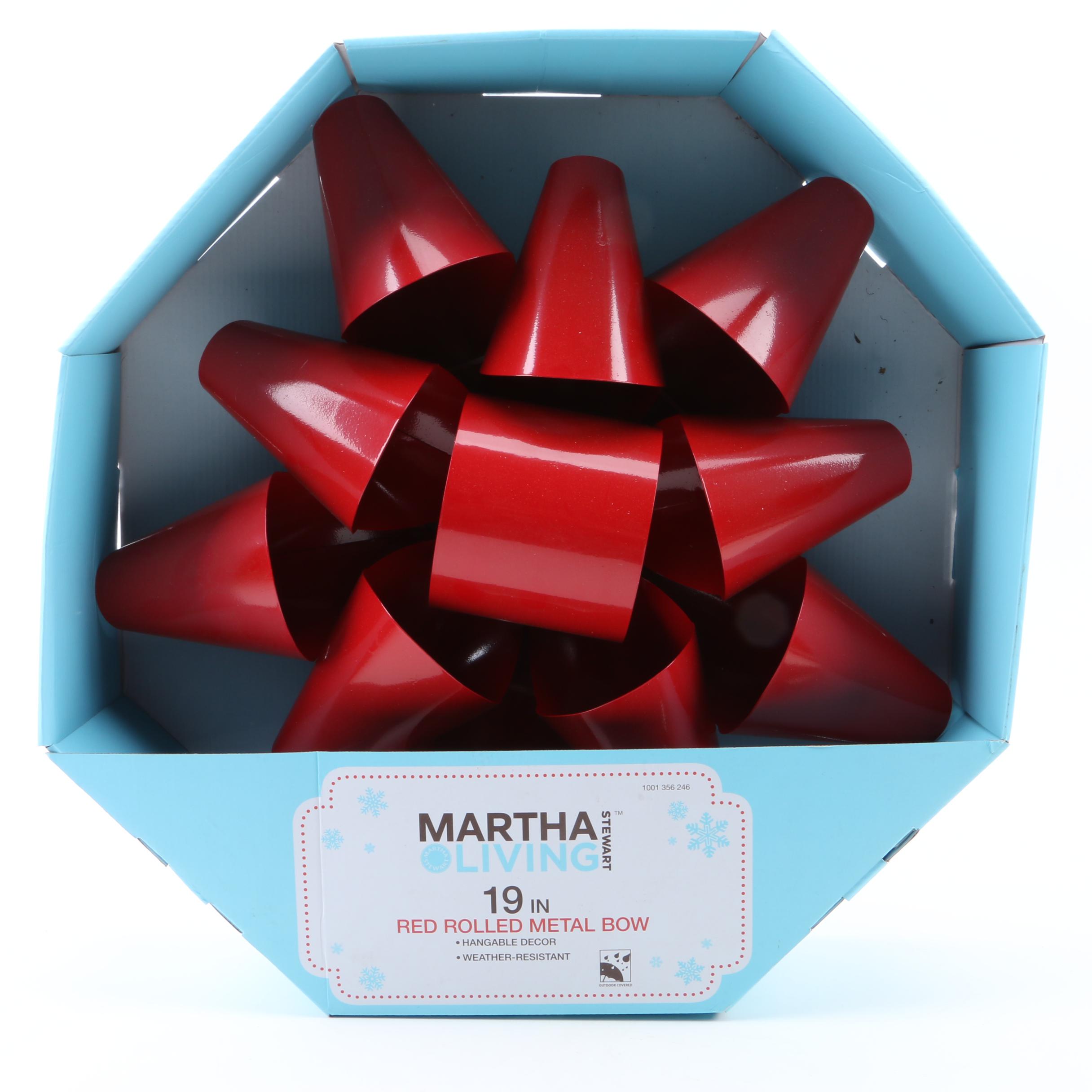 Martha Stewart Red Metal Bow Wall Hangings