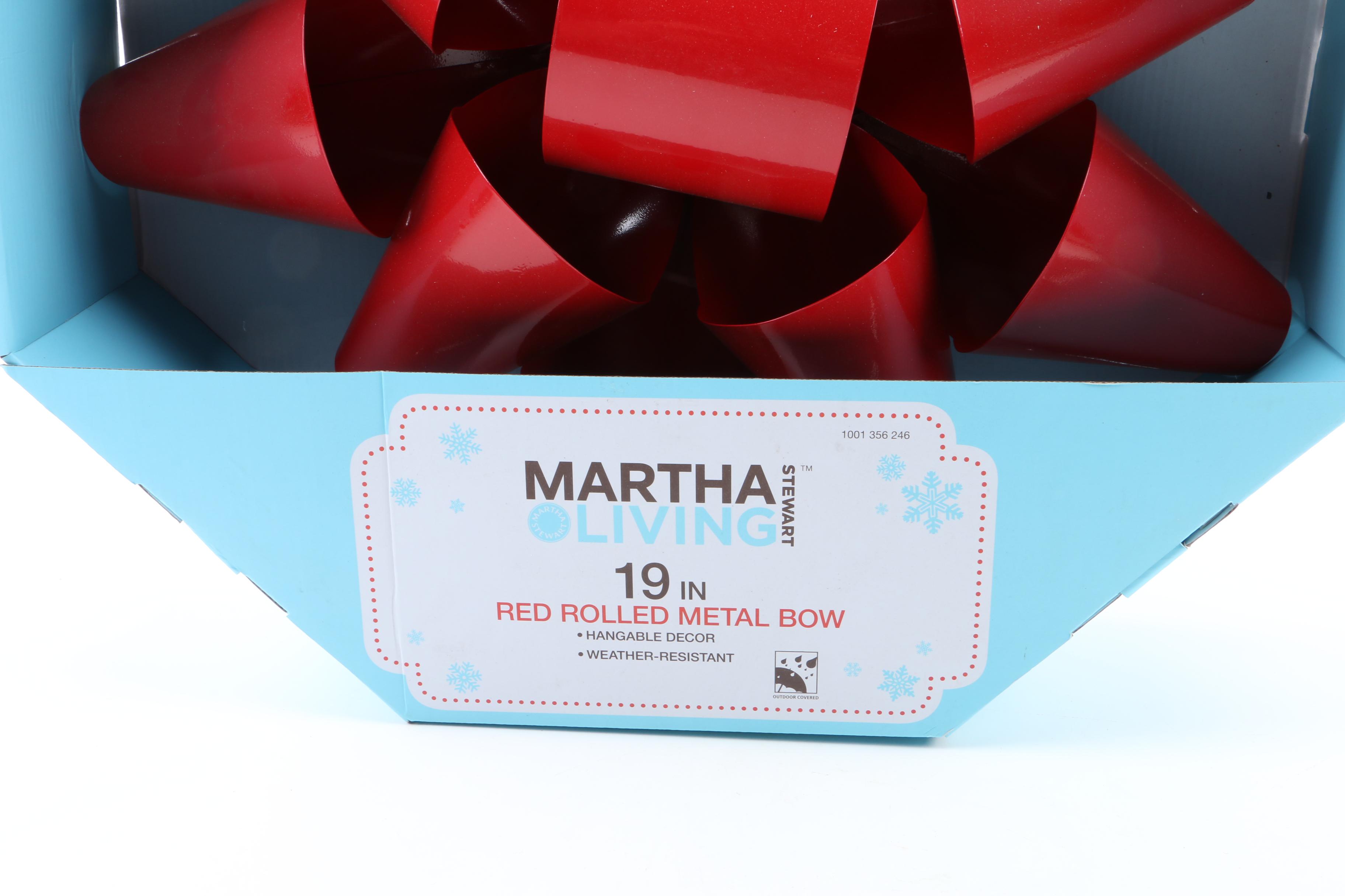 Martha Stewart Red Metal Bow Wall Hangings
