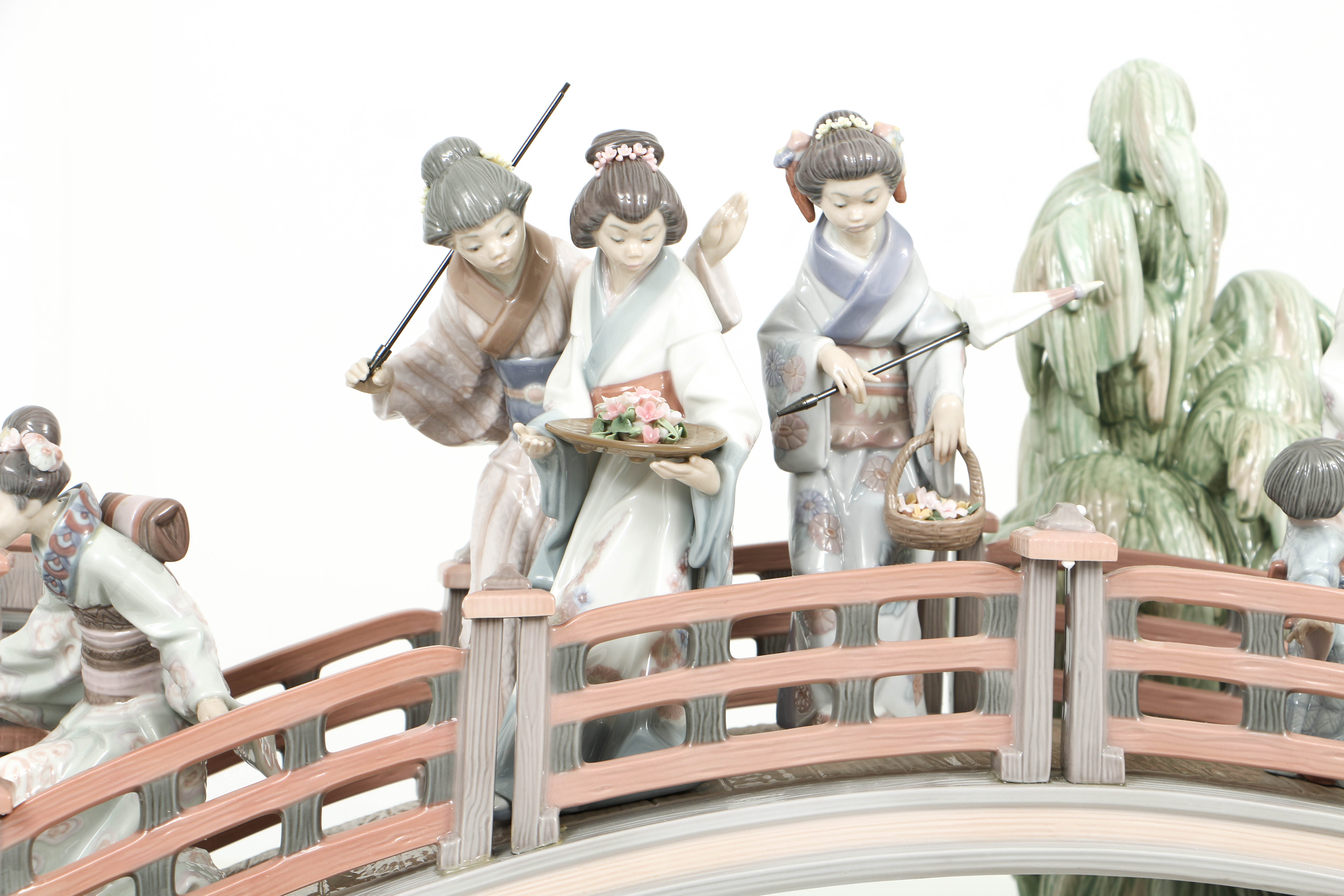 Limited Edition Lladro "Oriental Garden" Porcelain Figurine