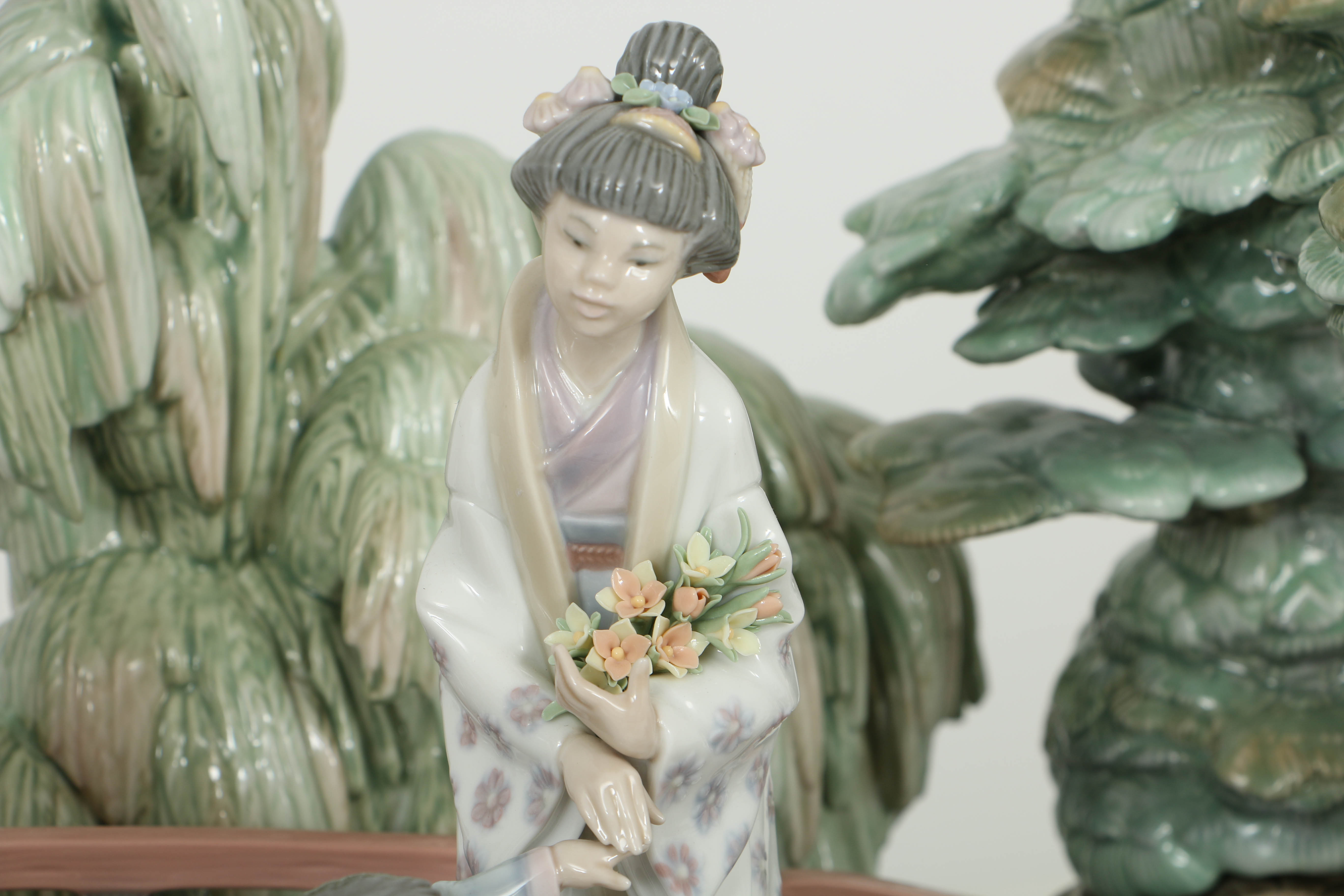 Limited Edition Lladro "Oriental Garden" Porcelain Figurine