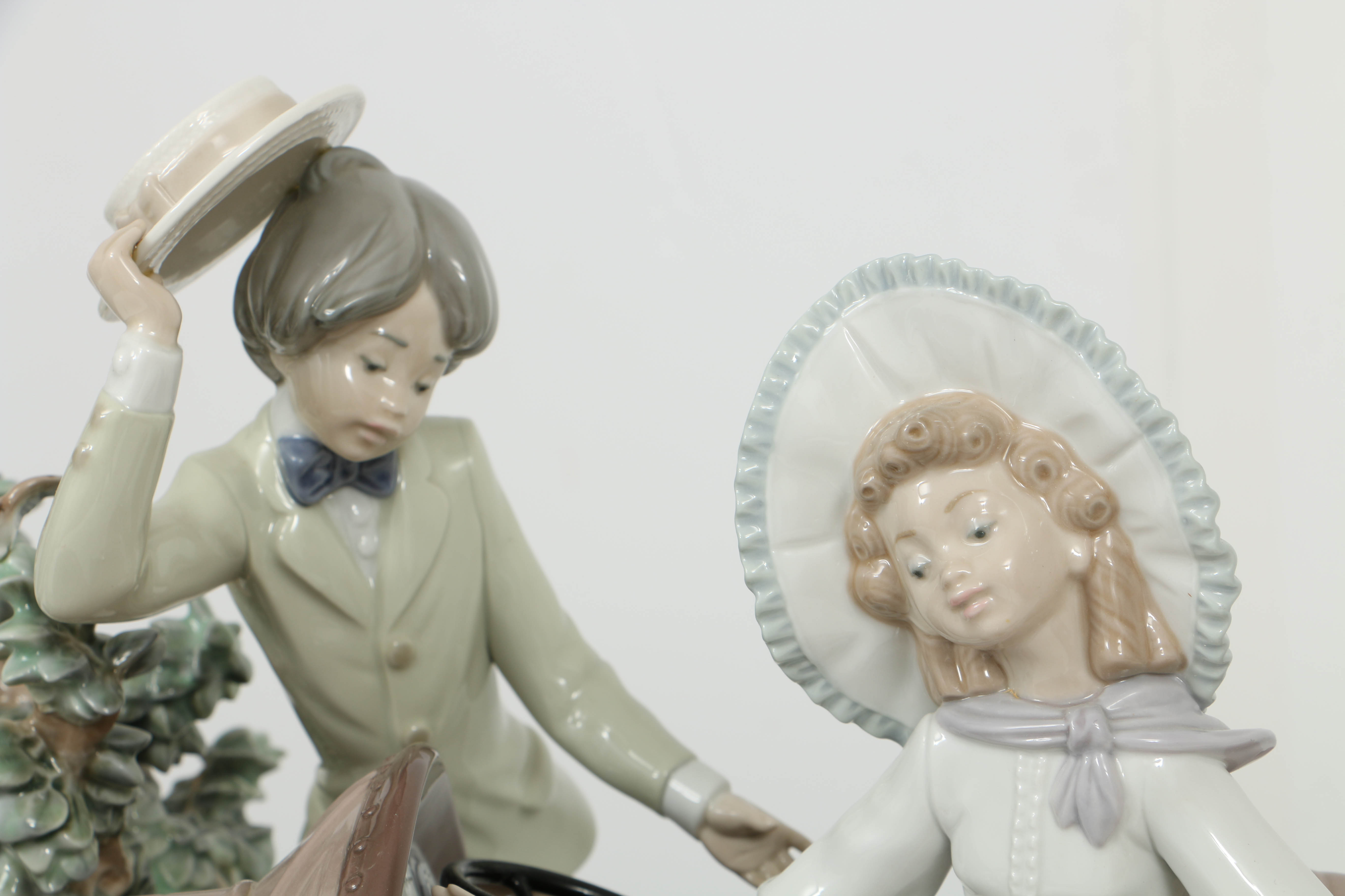 Limited Edition Lladro Figurine Of a "Young Couple with Car"