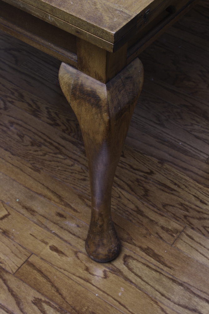 Vintage Queen Anne Style Game Table with Leaves