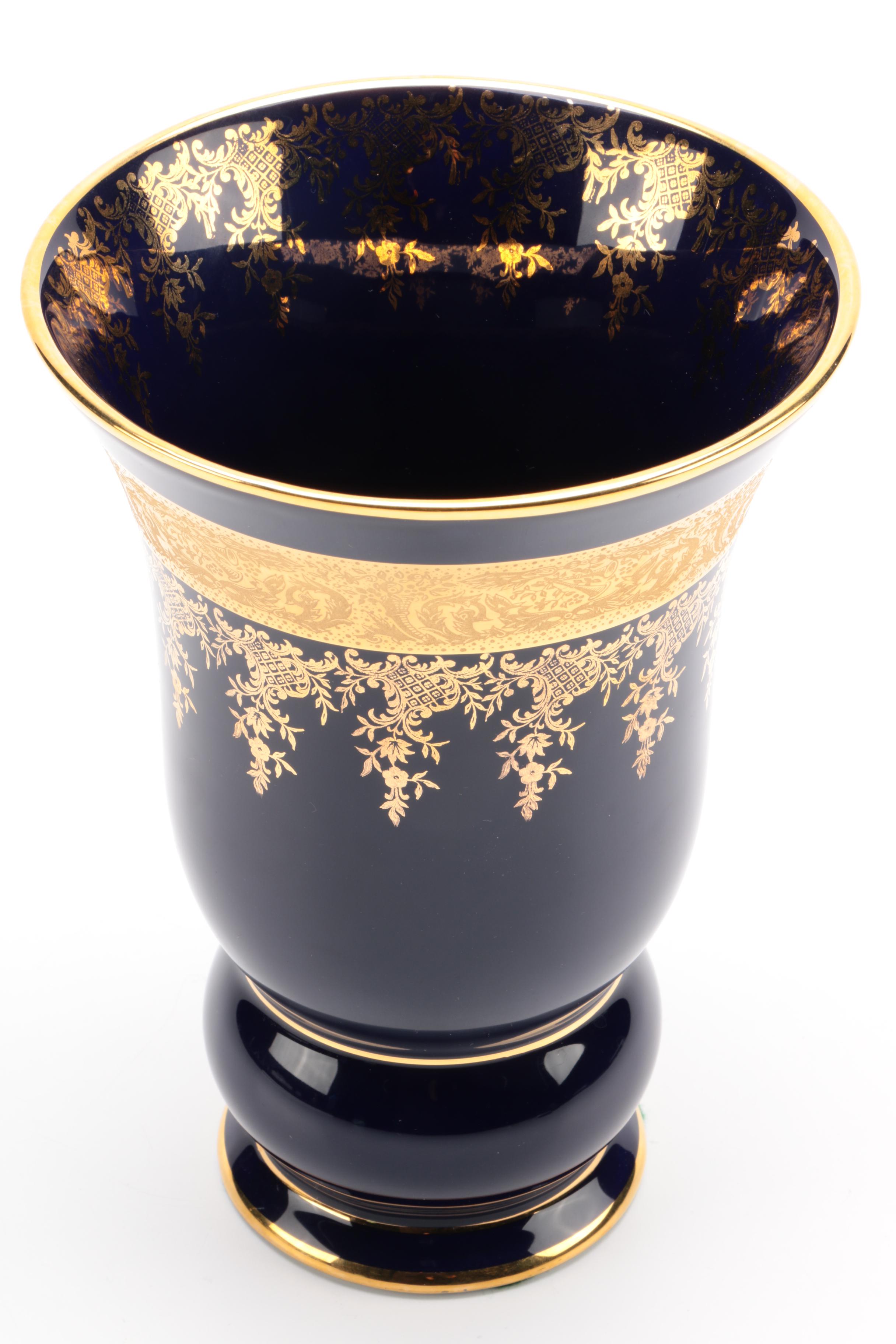 Limoges "Imperial" Porcelain Vase with 22 Karat Gold Accents