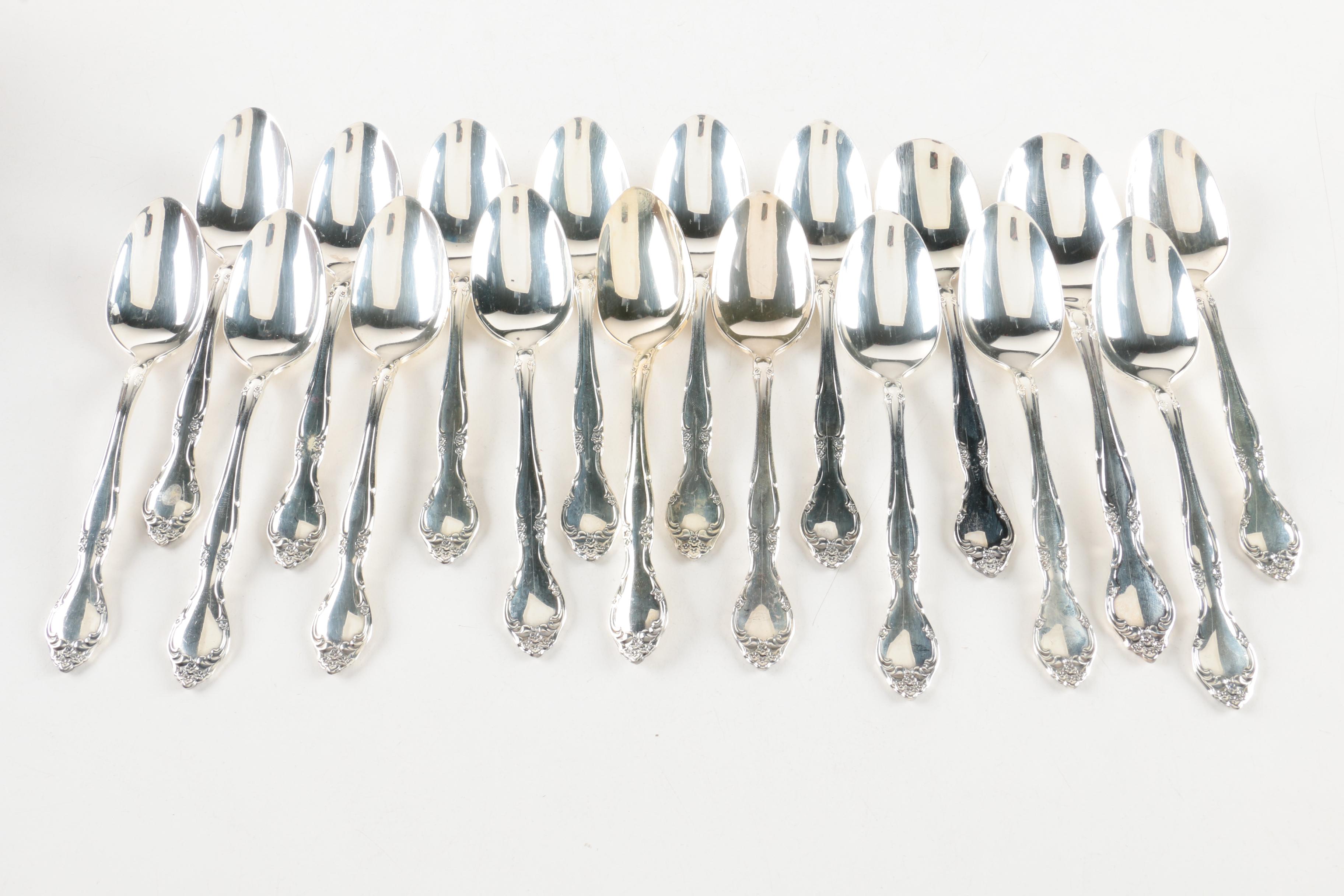 Oneida Community Stainless Steel Flatware Set
