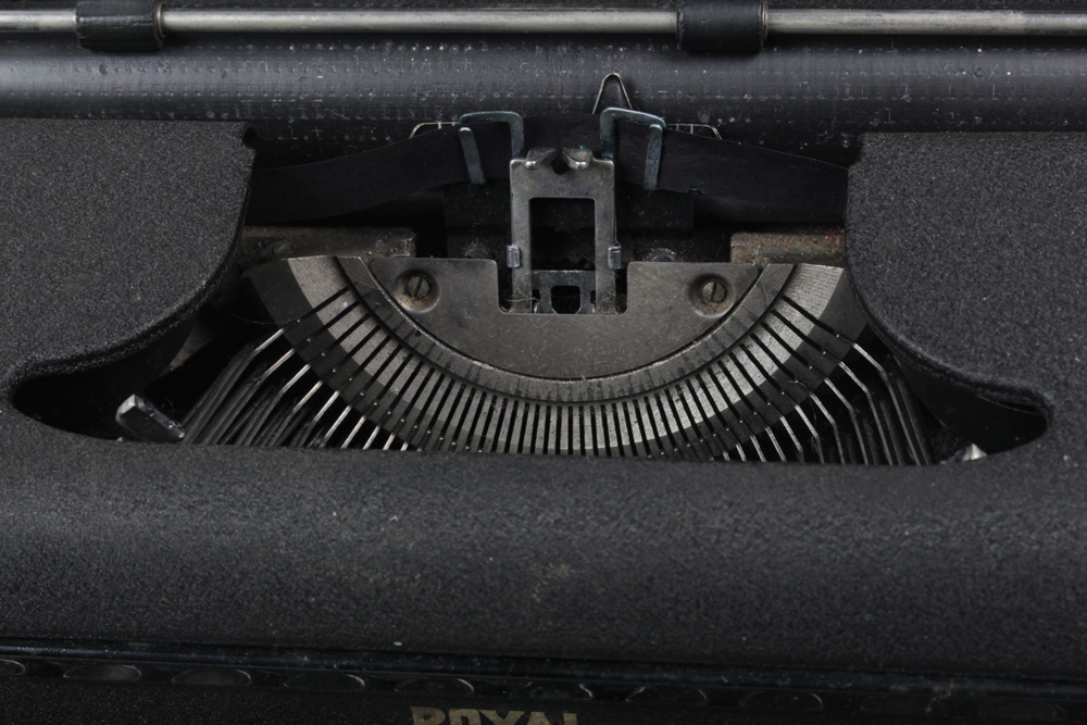 Vintage Royal Typewriter in Case