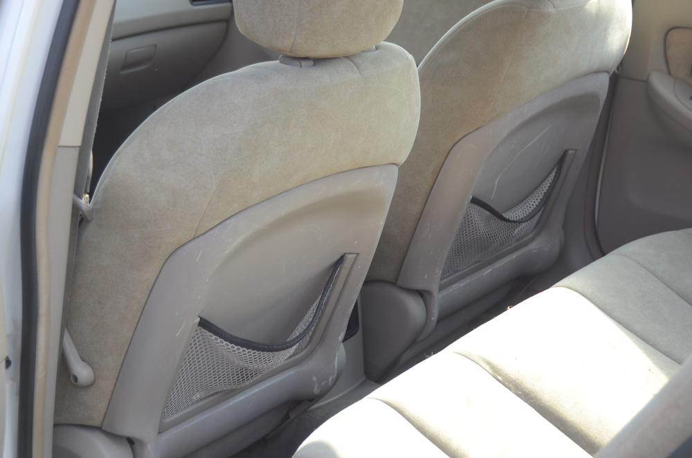 2003 White Hyundai Elantra GLS