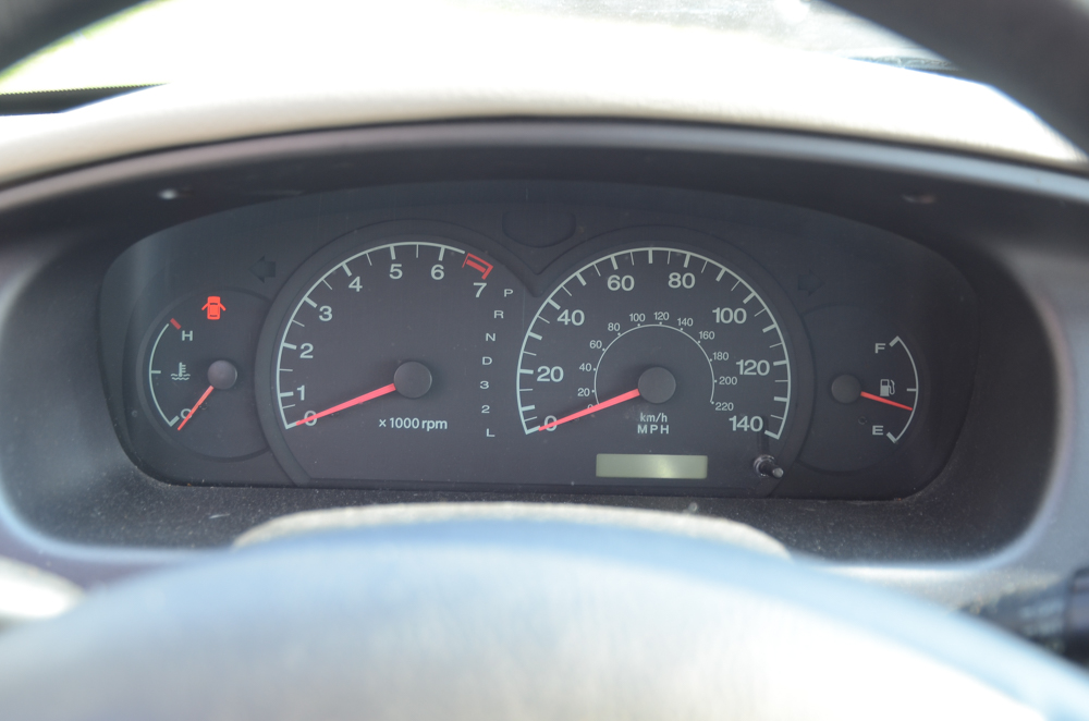 2003 White Hyundai Elantra GLS