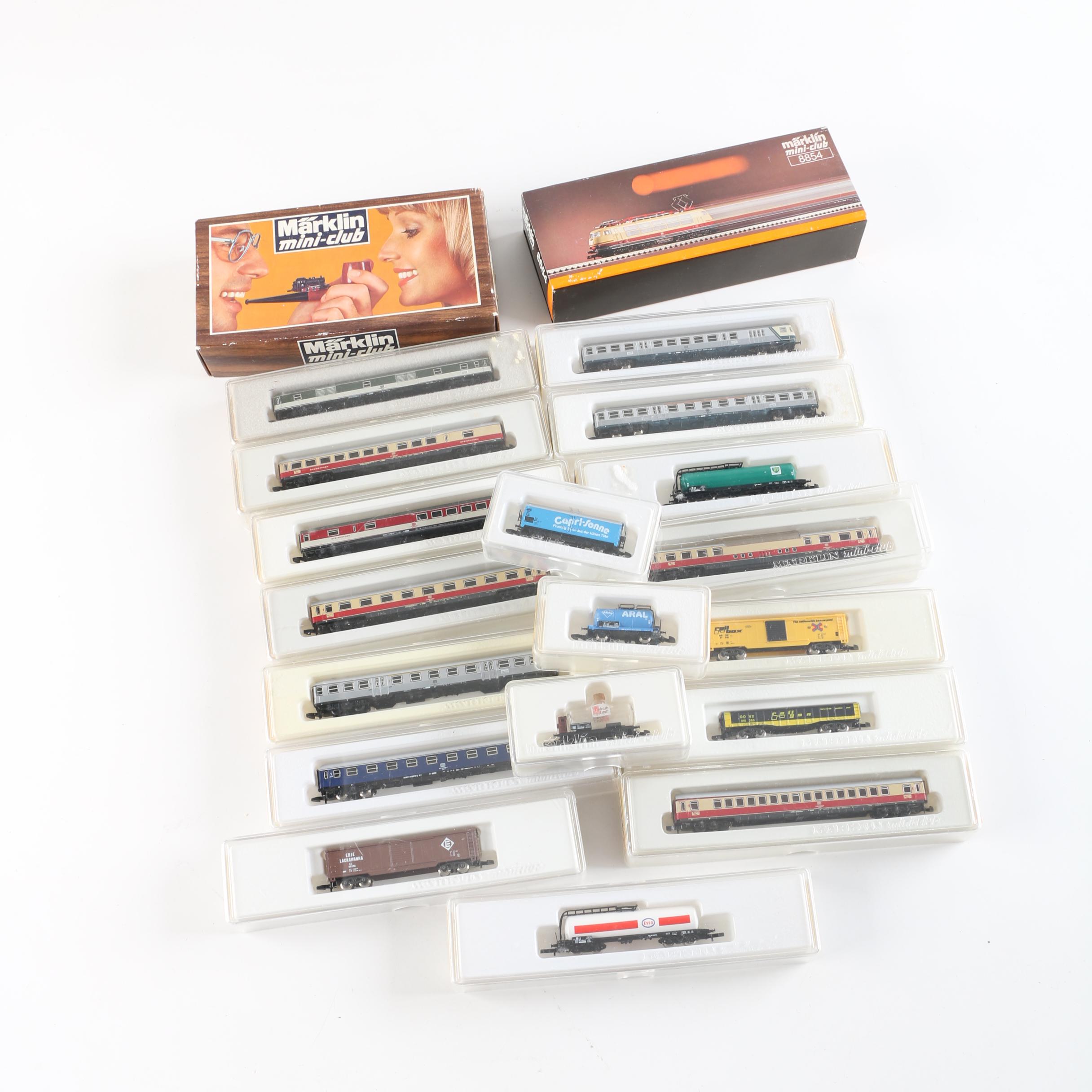 Märklin Mini-Club Miniature Train Cars and Engines