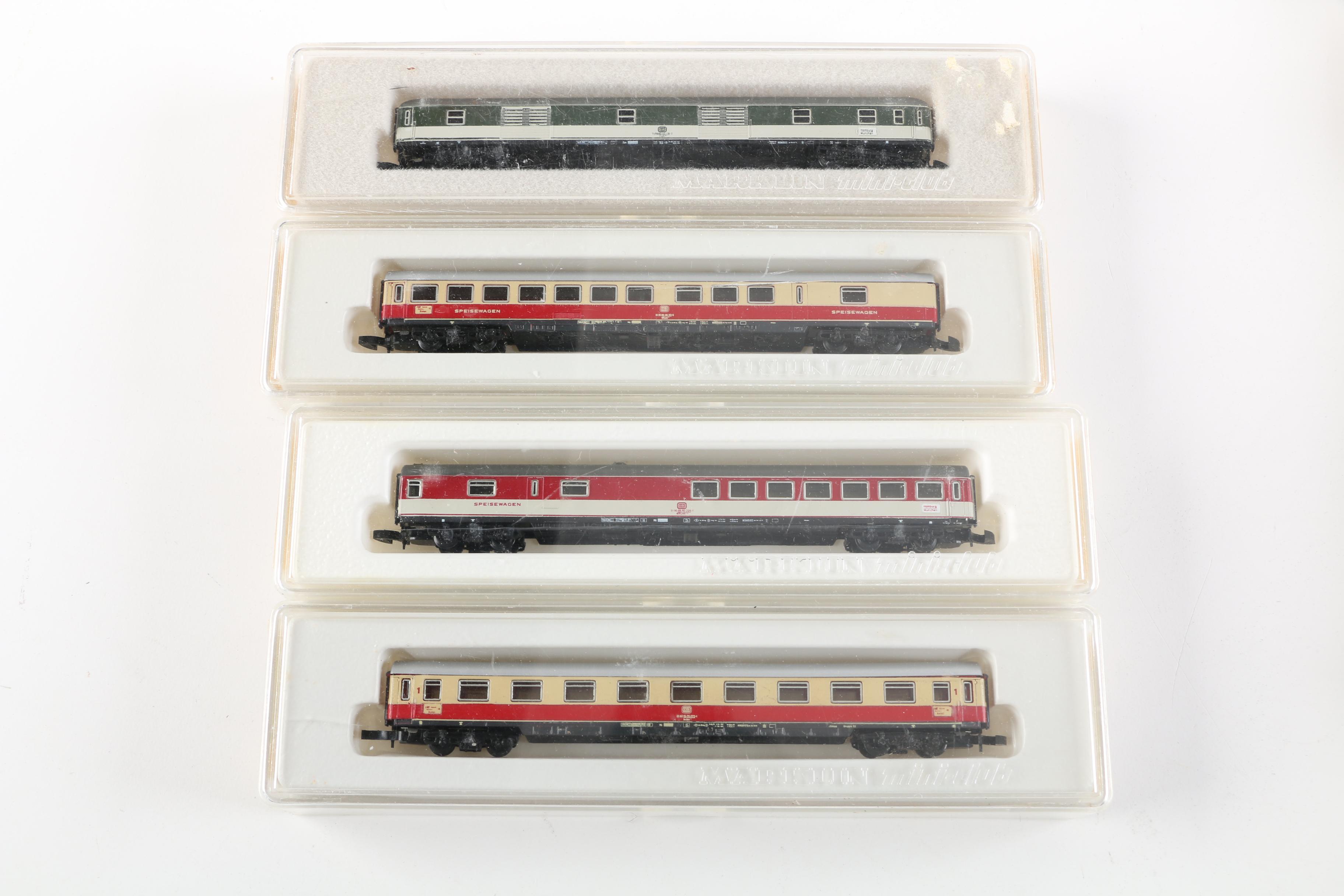 Märklin Mini-Club Miniature Train Cars and Engines