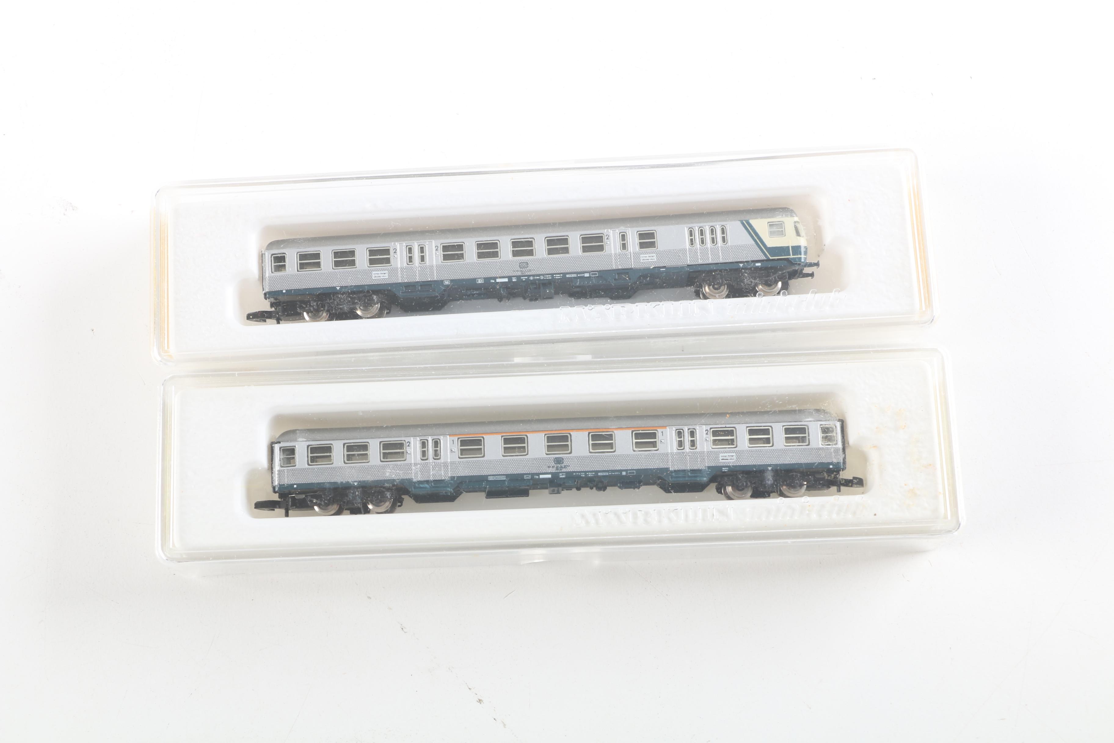 Märklin Mini-Club Miniature Train Cars and Engines