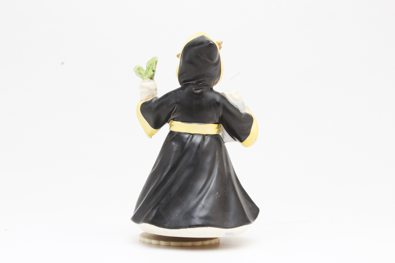 Hummel Music Box Figurine with Early Figurine